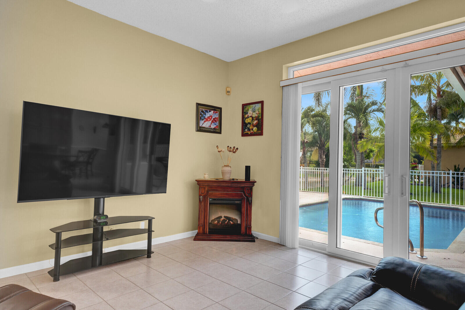 CORAL CREEK REPLAT NO 2 - Residential