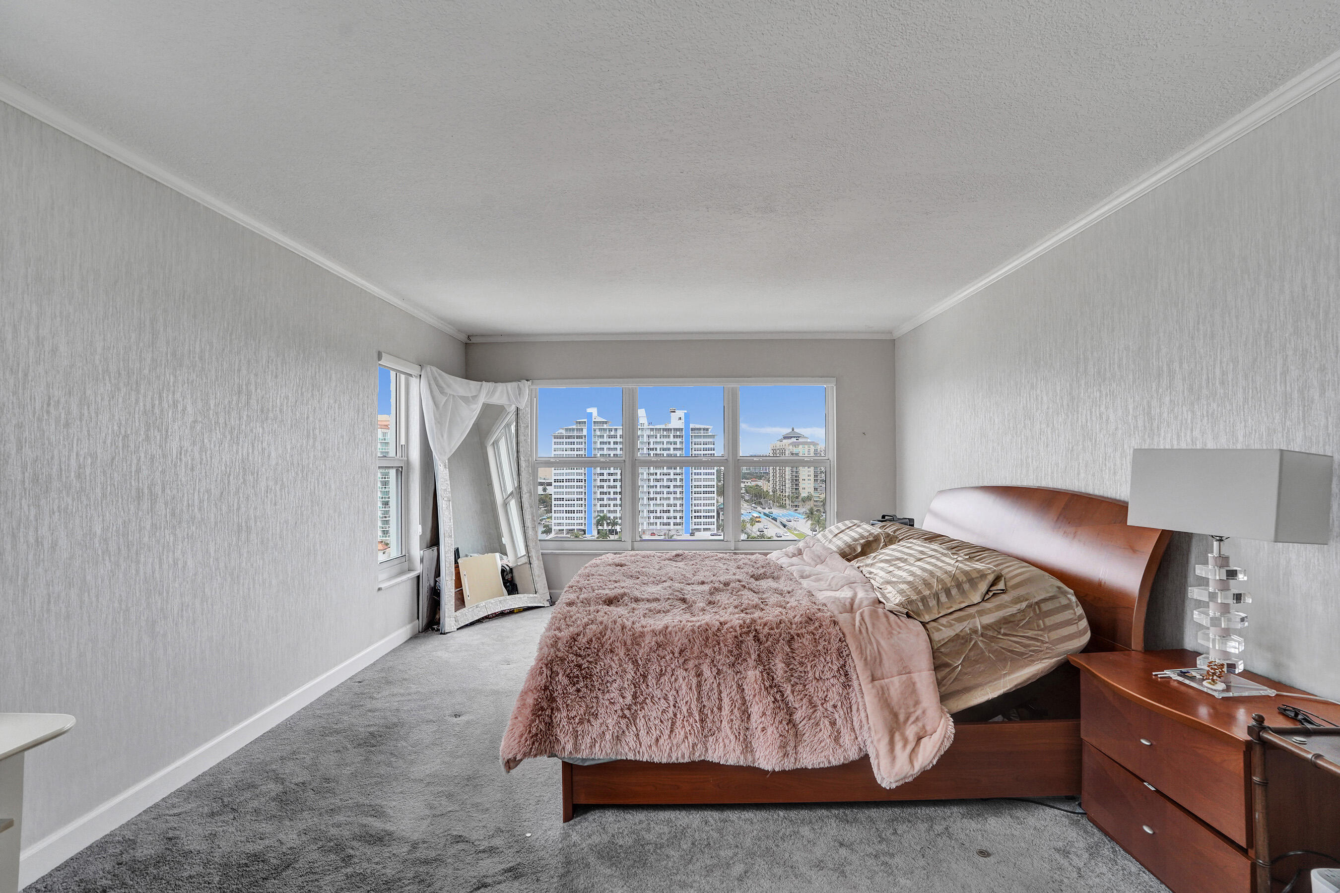 CARLTON TOWER CONDO - Residential Lease