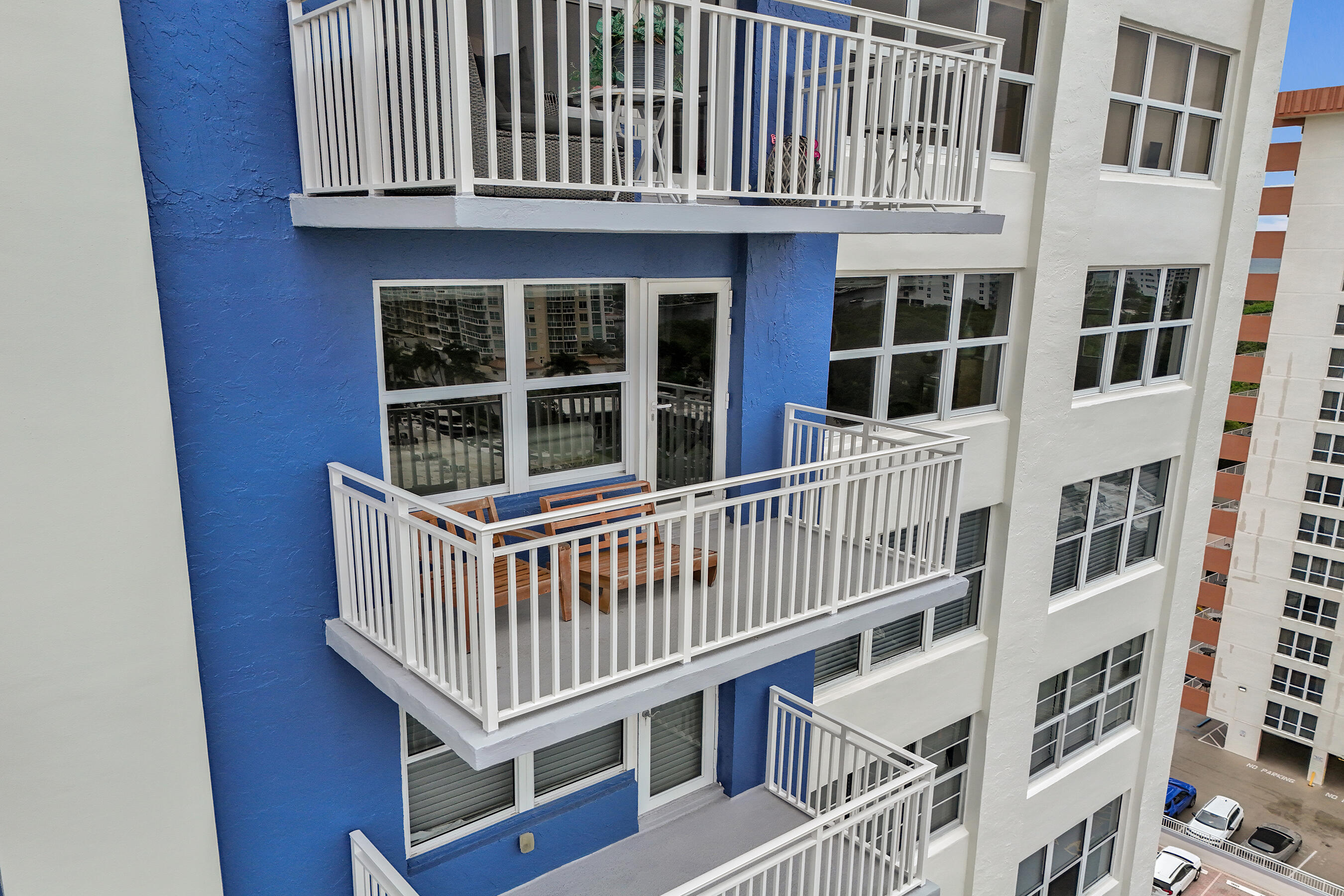 CARLTON TOWER CONDO - Residential Lease