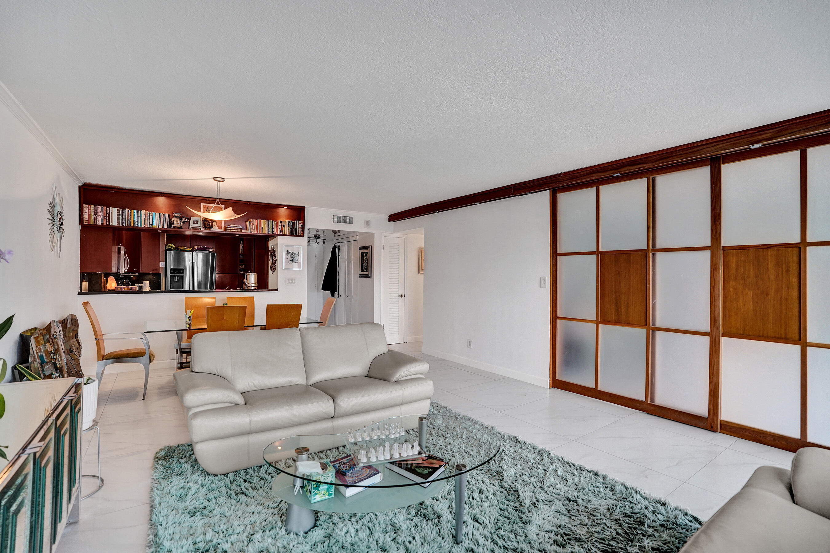 CARLTON TOWER CONDO - Residential Lease
