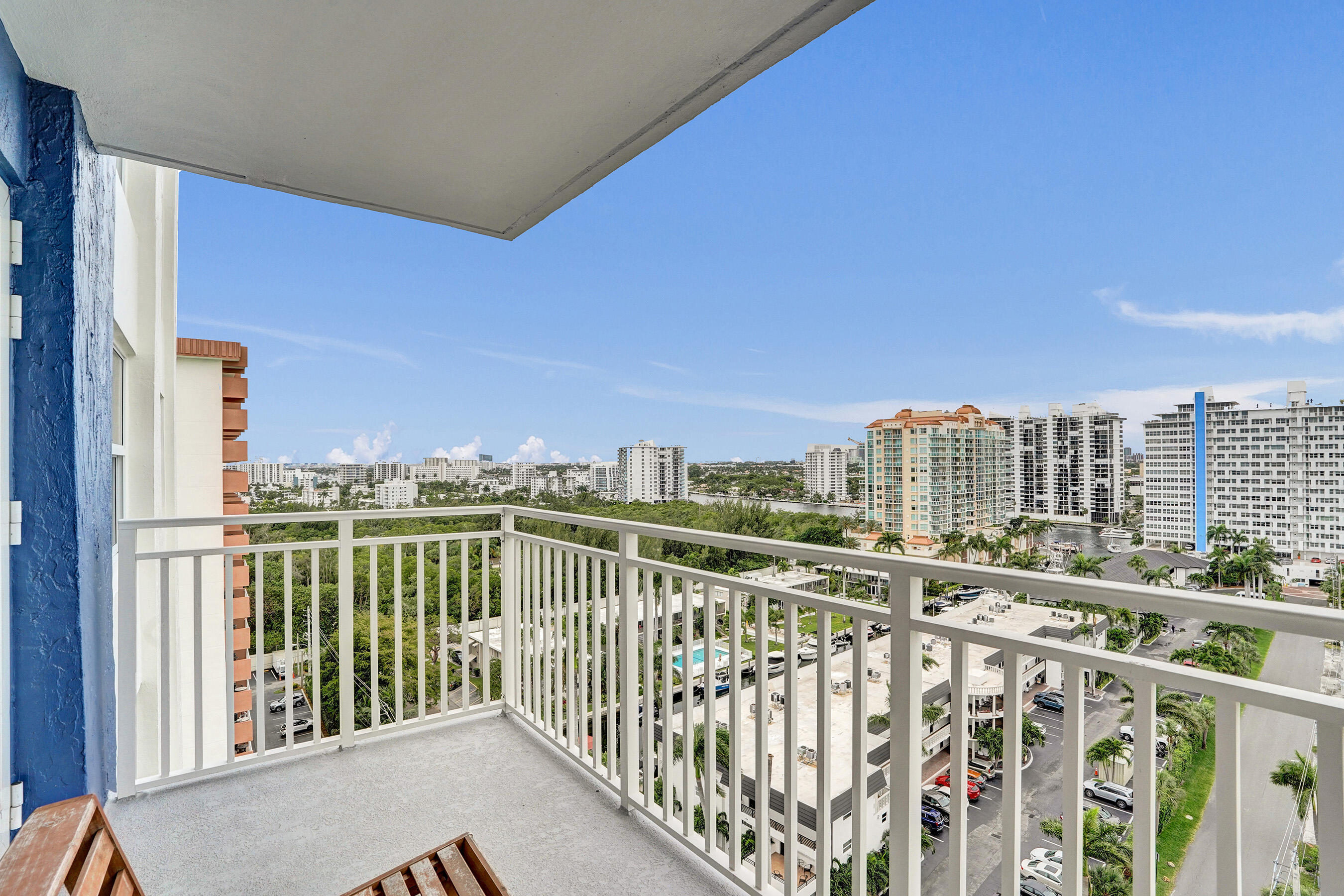 CARLTON TOWER CONDO - Residential Lease