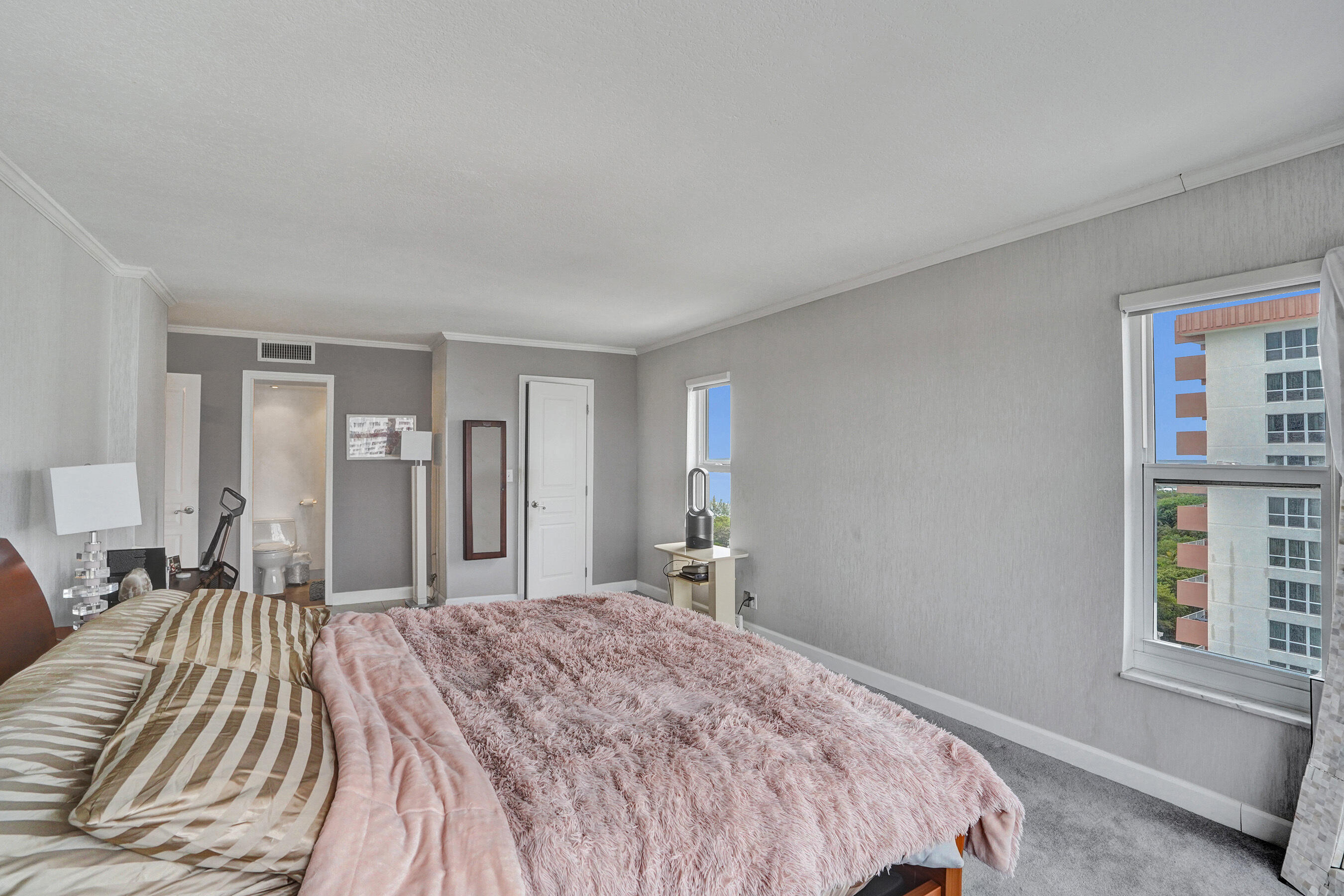 CARLTON TOWER CONDO - Residential Lease