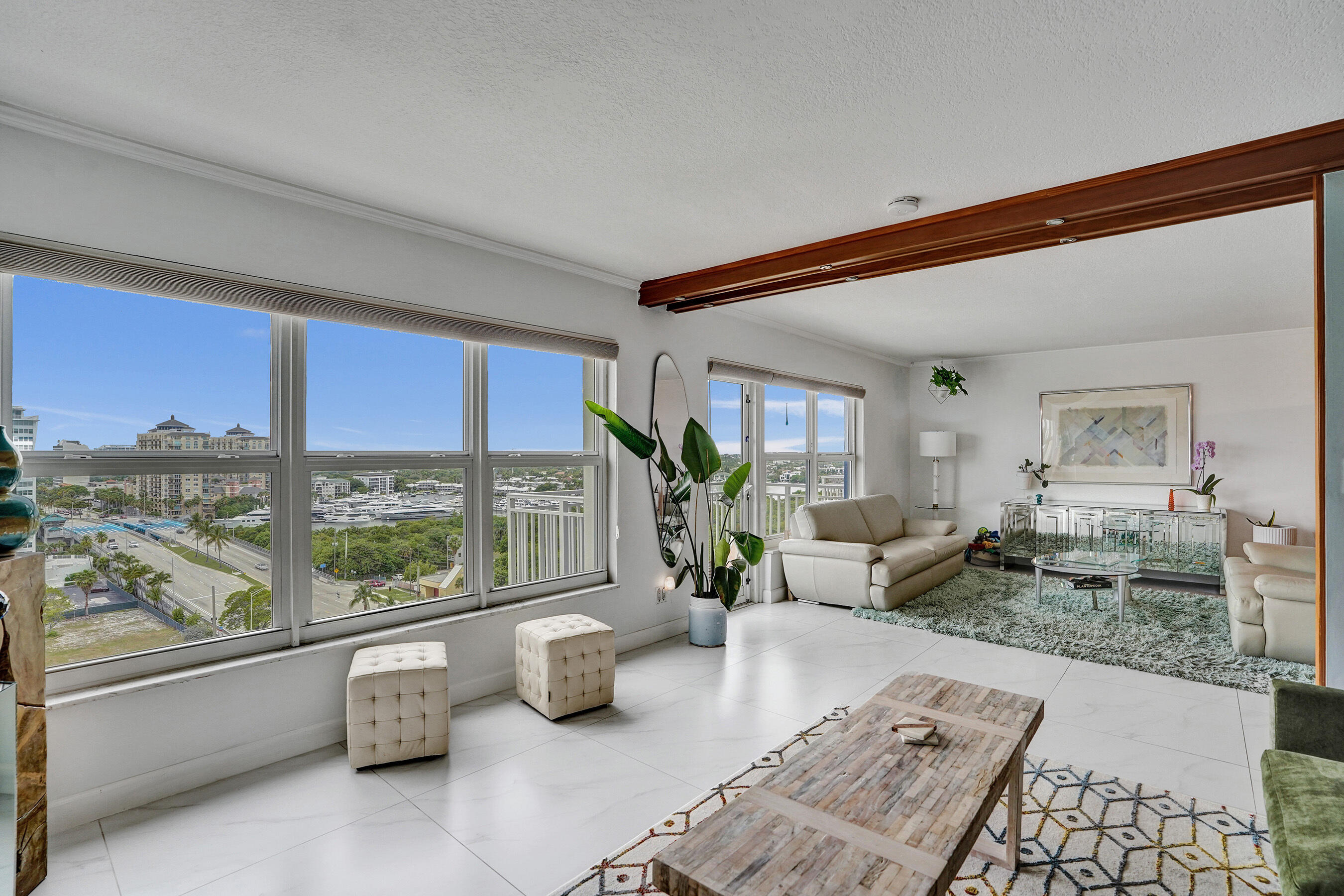 CARLTON TOWER CONDO - Residential Lease