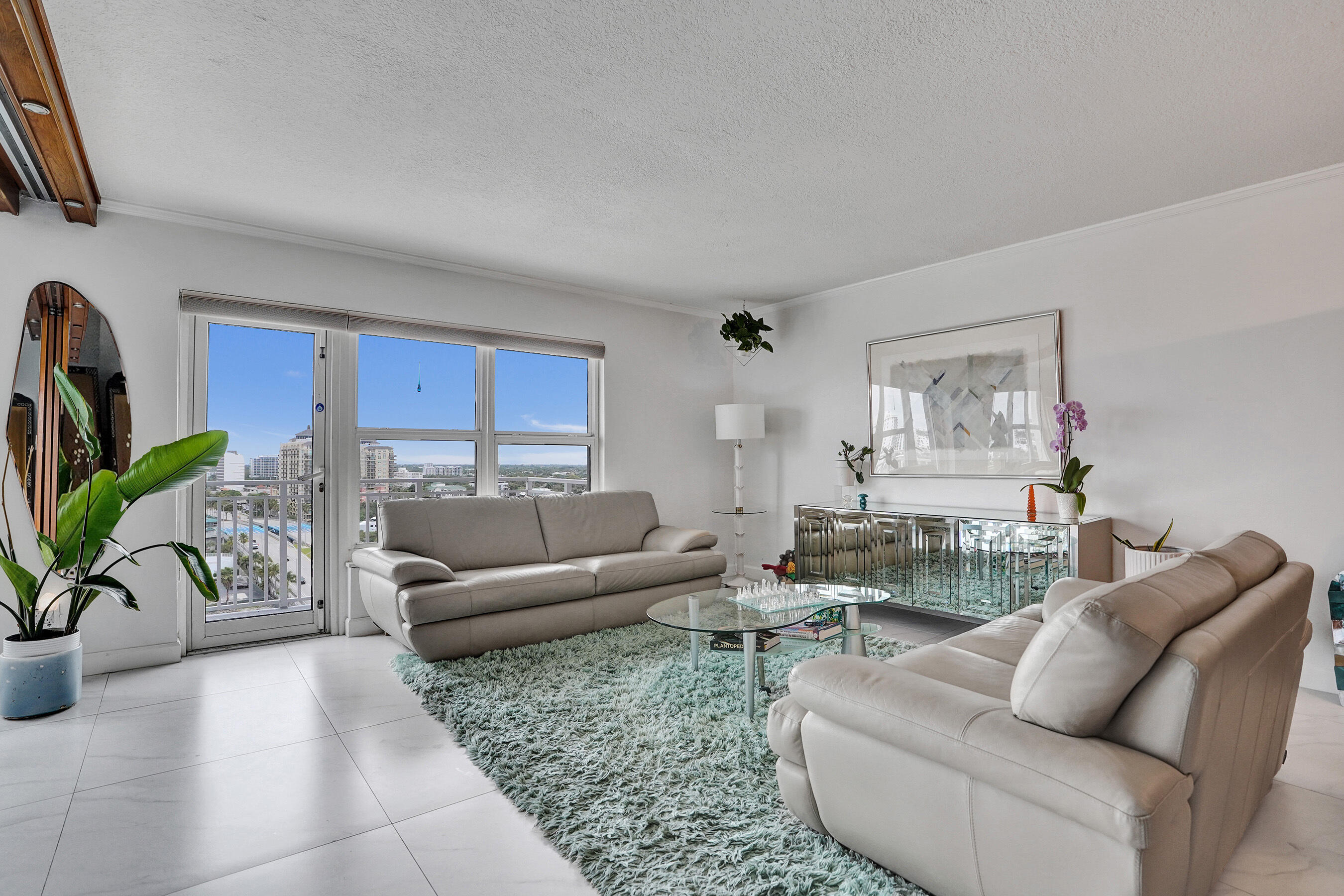 CARLTON TOWER CONDO - Residential Lease