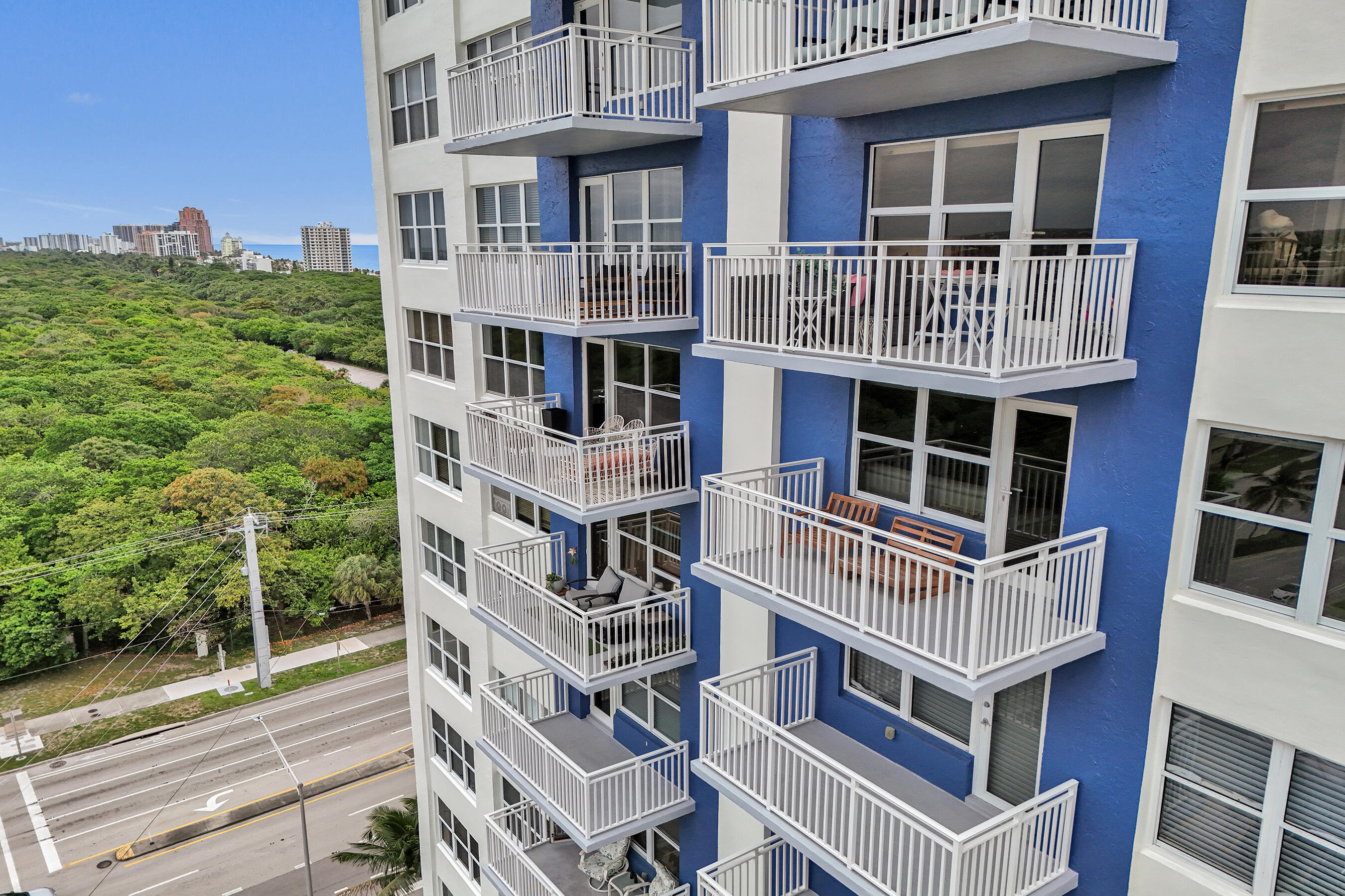 CARLTON TOWER CONDO - Residential Lease