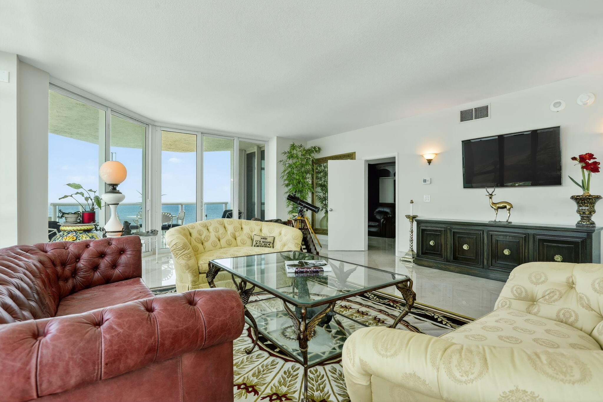 CRISTELLE CAY - Residential