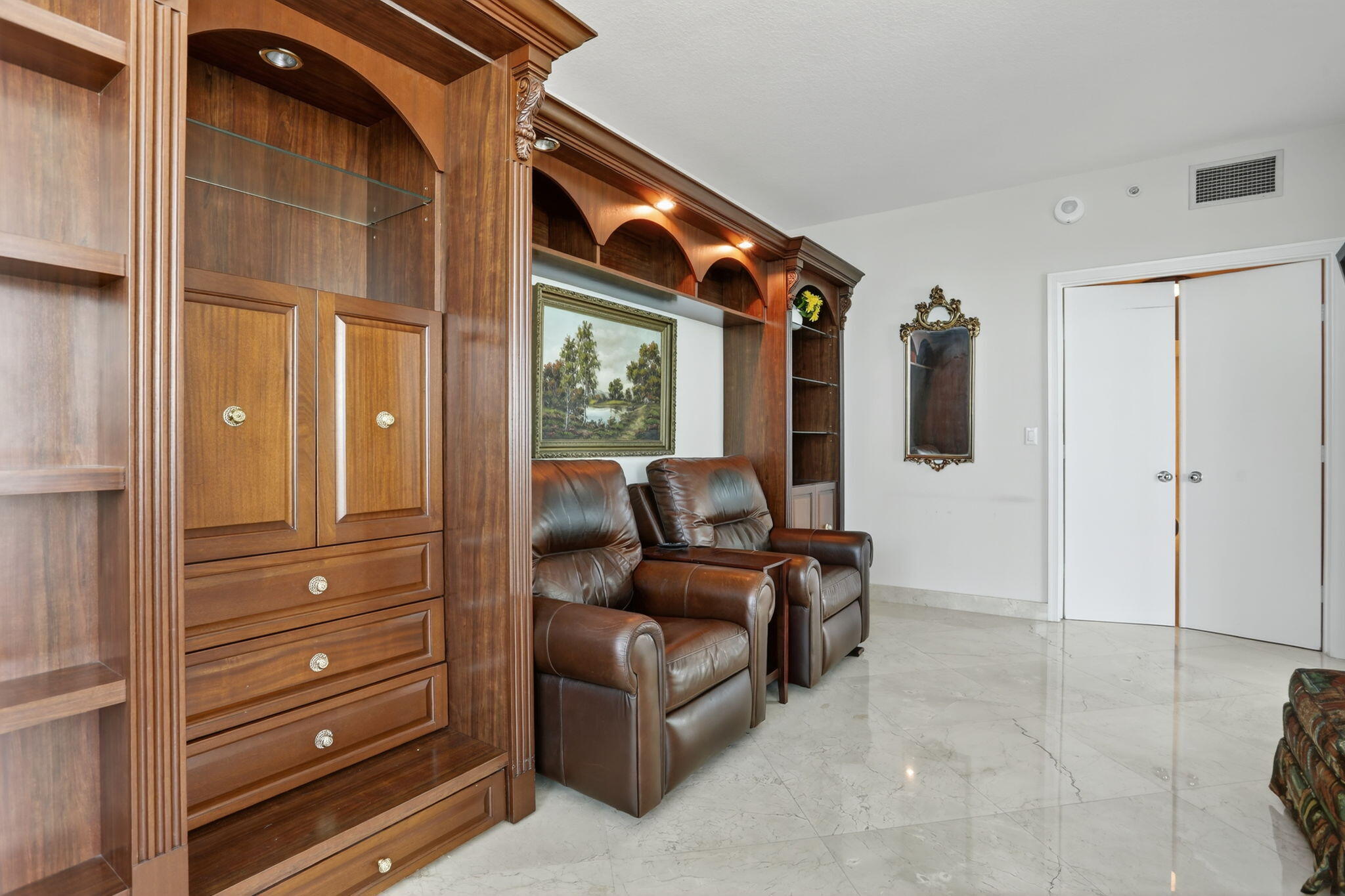 CRISTELLE CAY - Residential