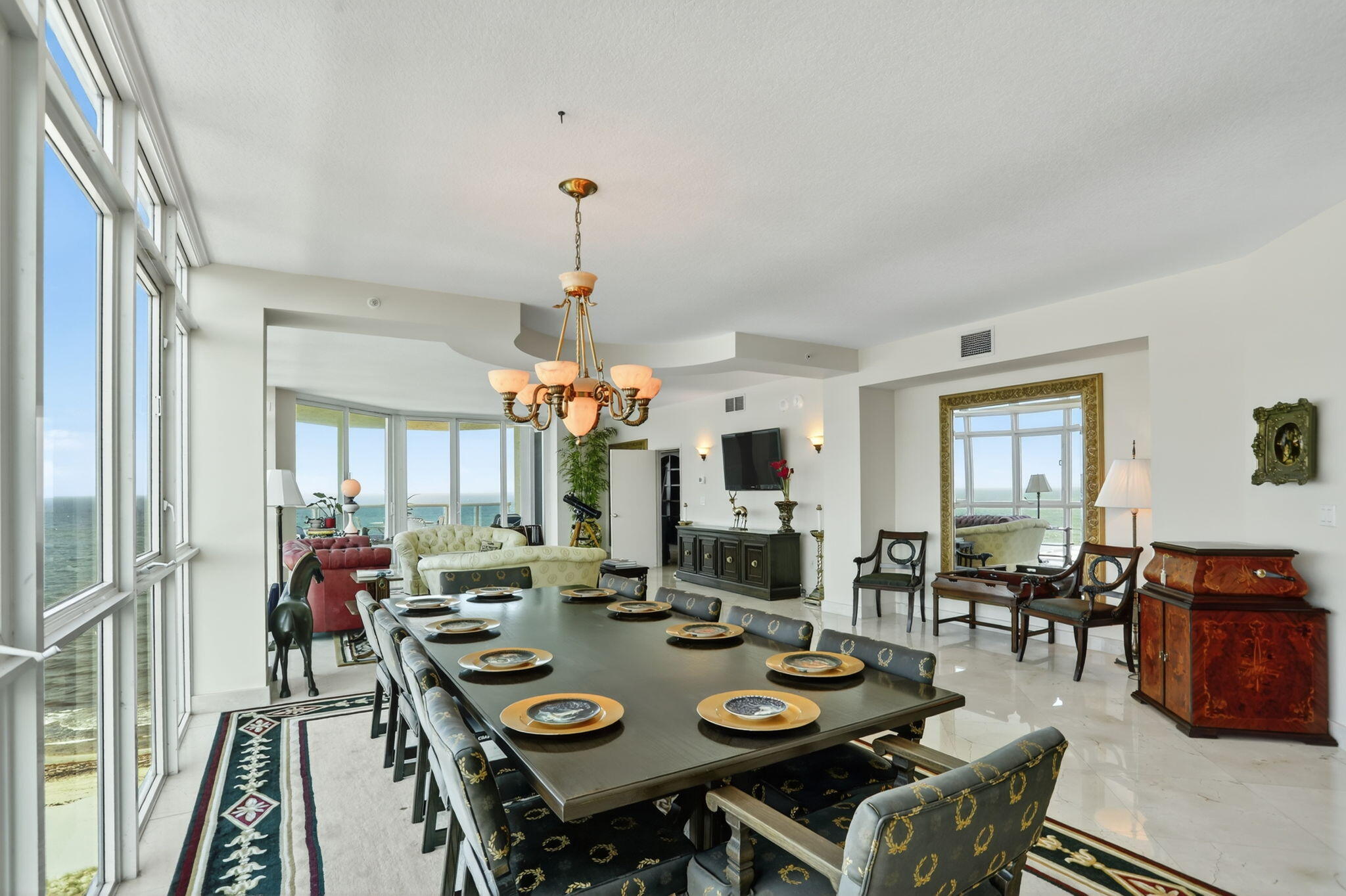 CRISTELLE CAY - Residential