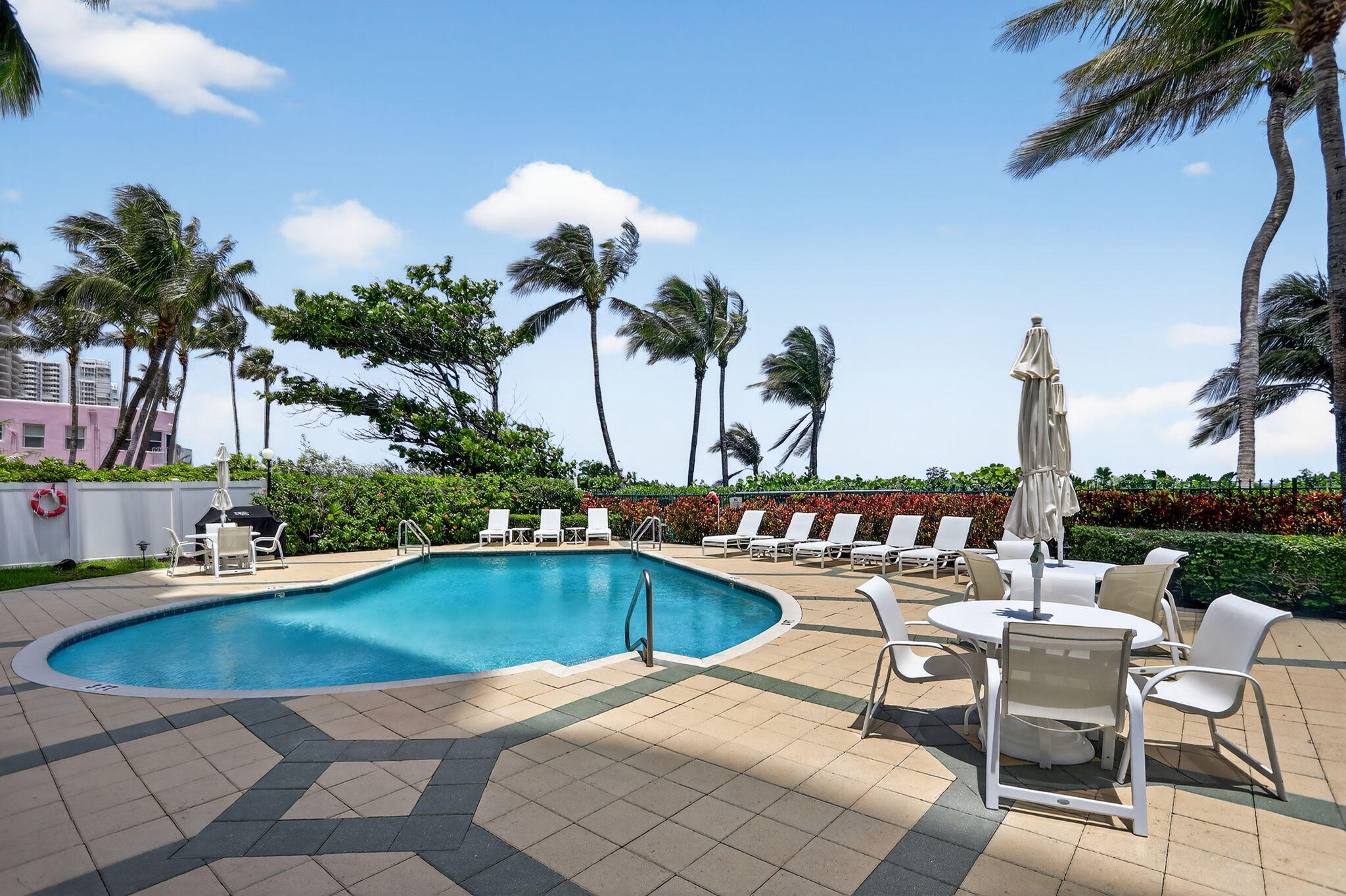 CRISTELLE CAY - Residential