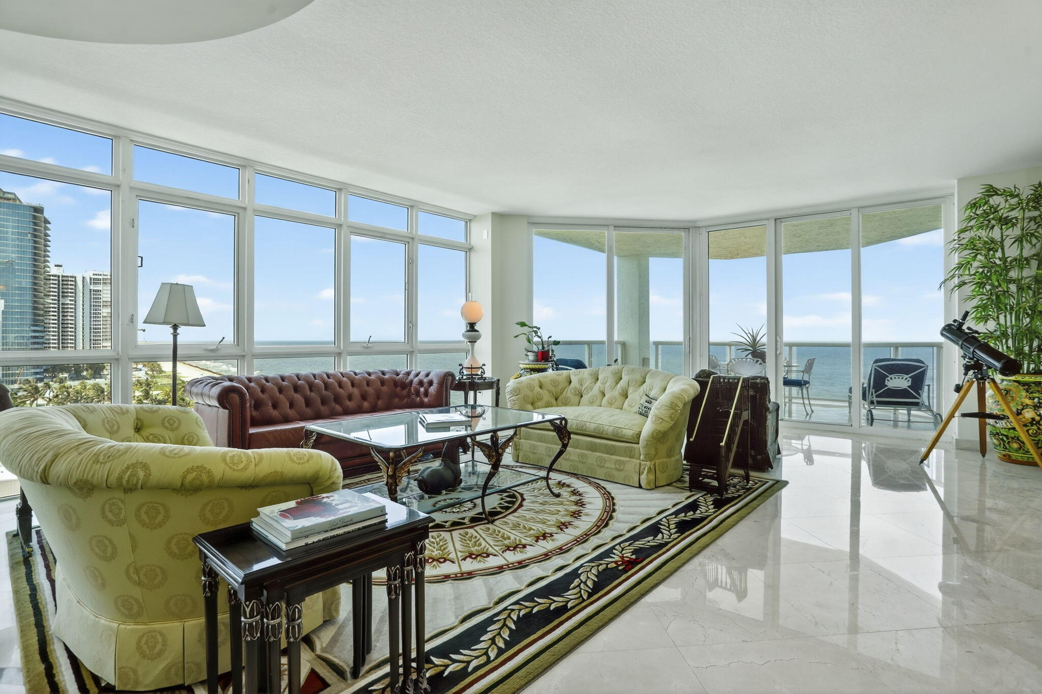 CRISTELLE CAY - Residential