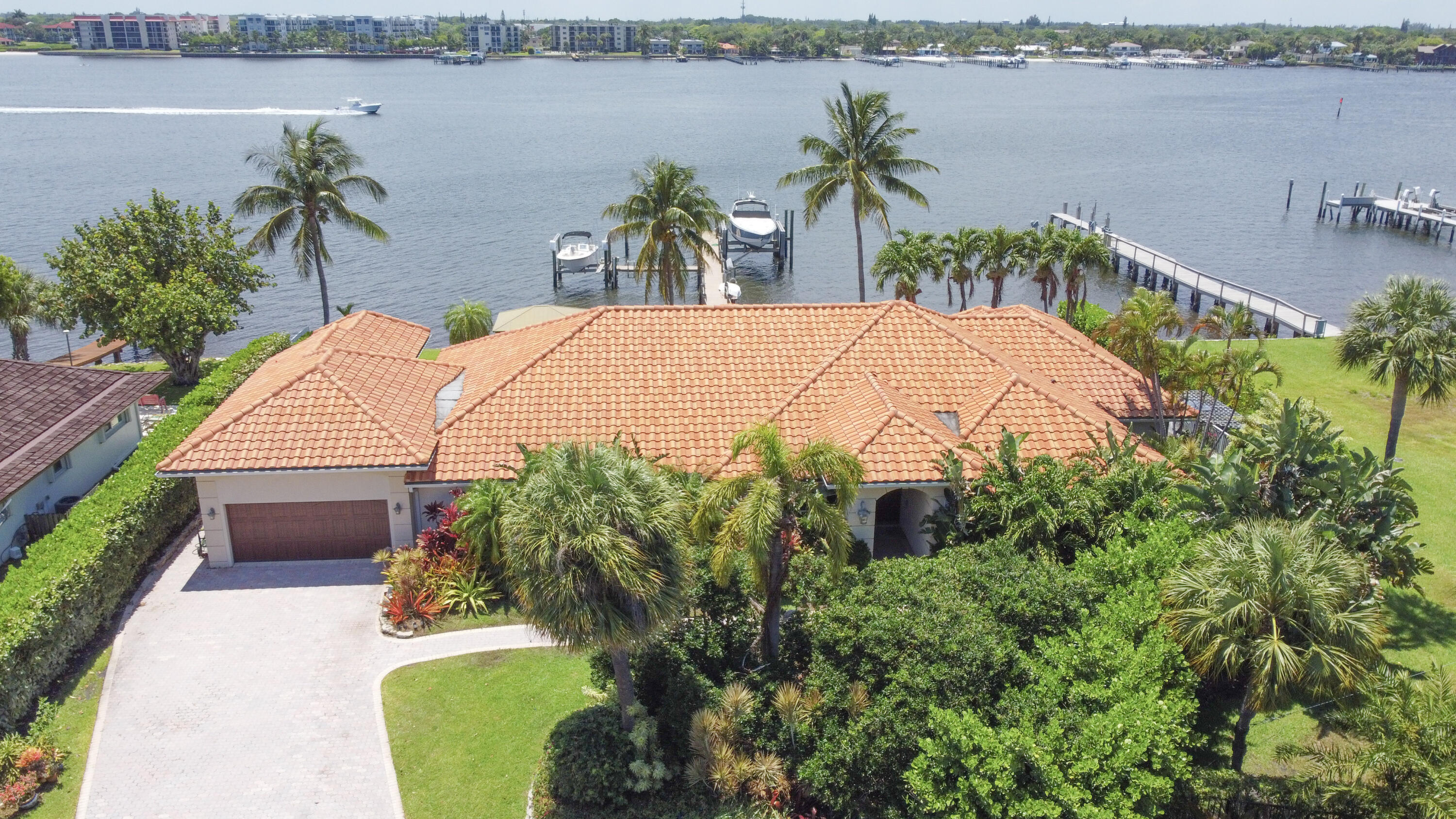 POINT MANALAPAN 8 - Residential