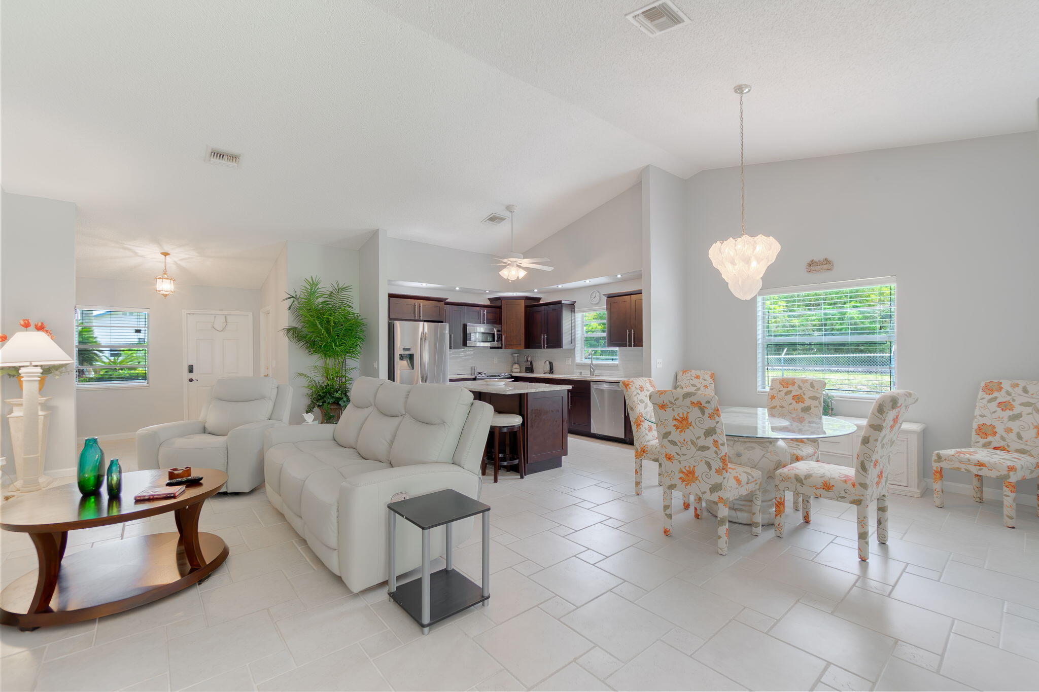 CYPRESS LAKES 9 - Residential