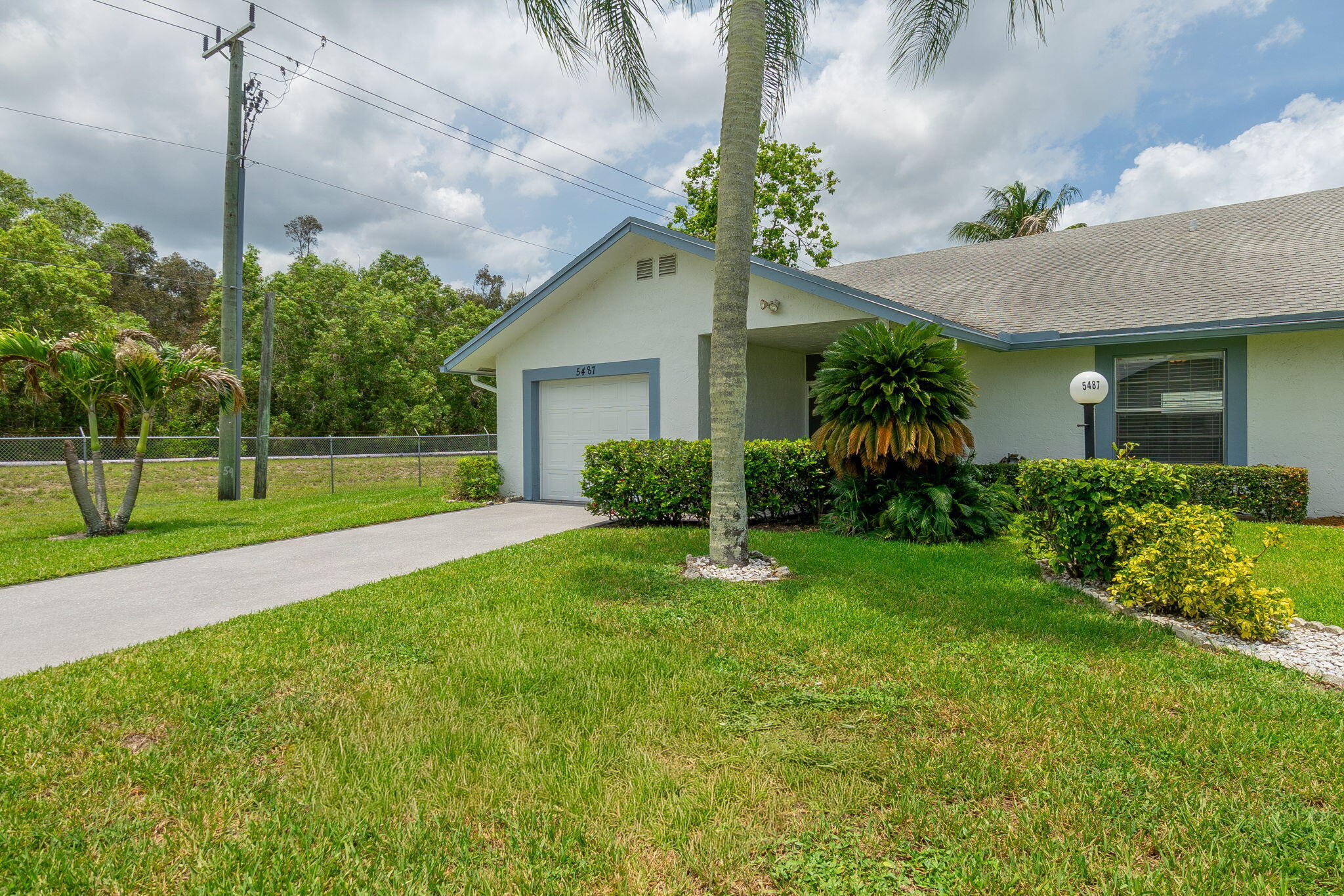 CYPRESS LAKES 9 - Residential