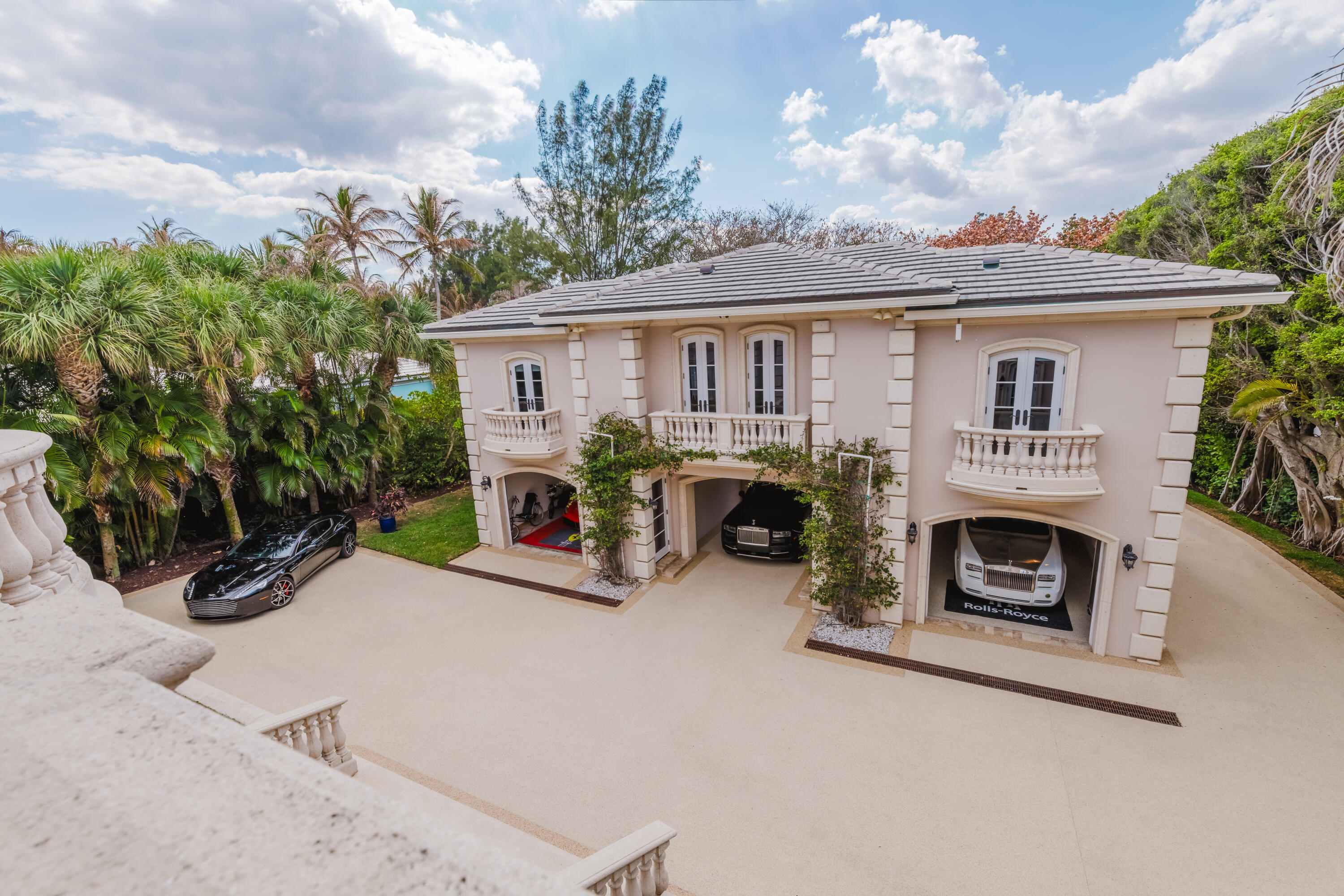 BON AIR BEACH - Residential