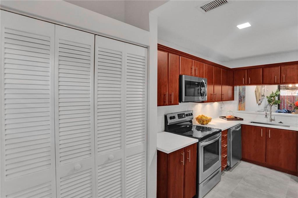 Southport Townhomes - Residential