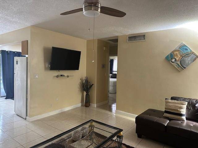 CORAL PARK REPLAT - Residential Lease
