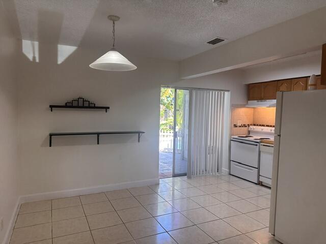 CORAL PARK REPLAT - Residential Lease