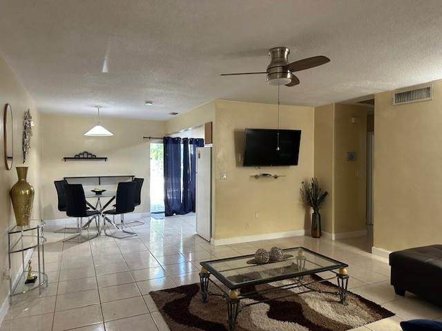 CORAL PARK REPLAT - Residential Lease