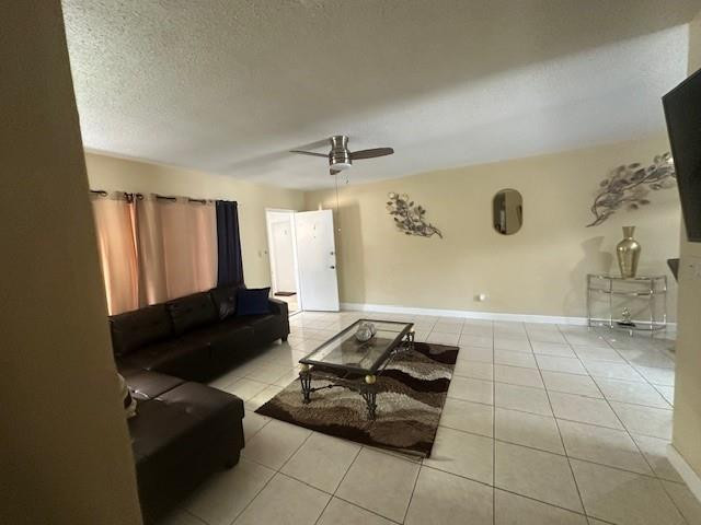 CORAL PARK REPLAT - Residential Lease