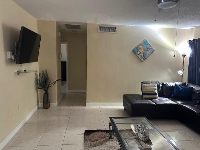 CORAL PARK REPLAT - Residential Lease