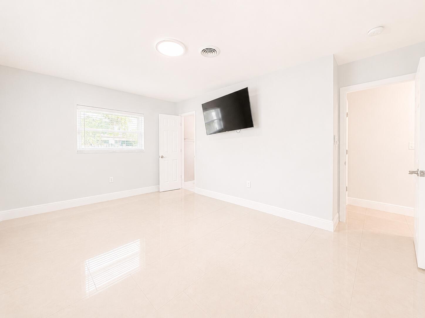 BOULEVARD HEIGHTS SEC 14 REPLAT - Residential Lease
