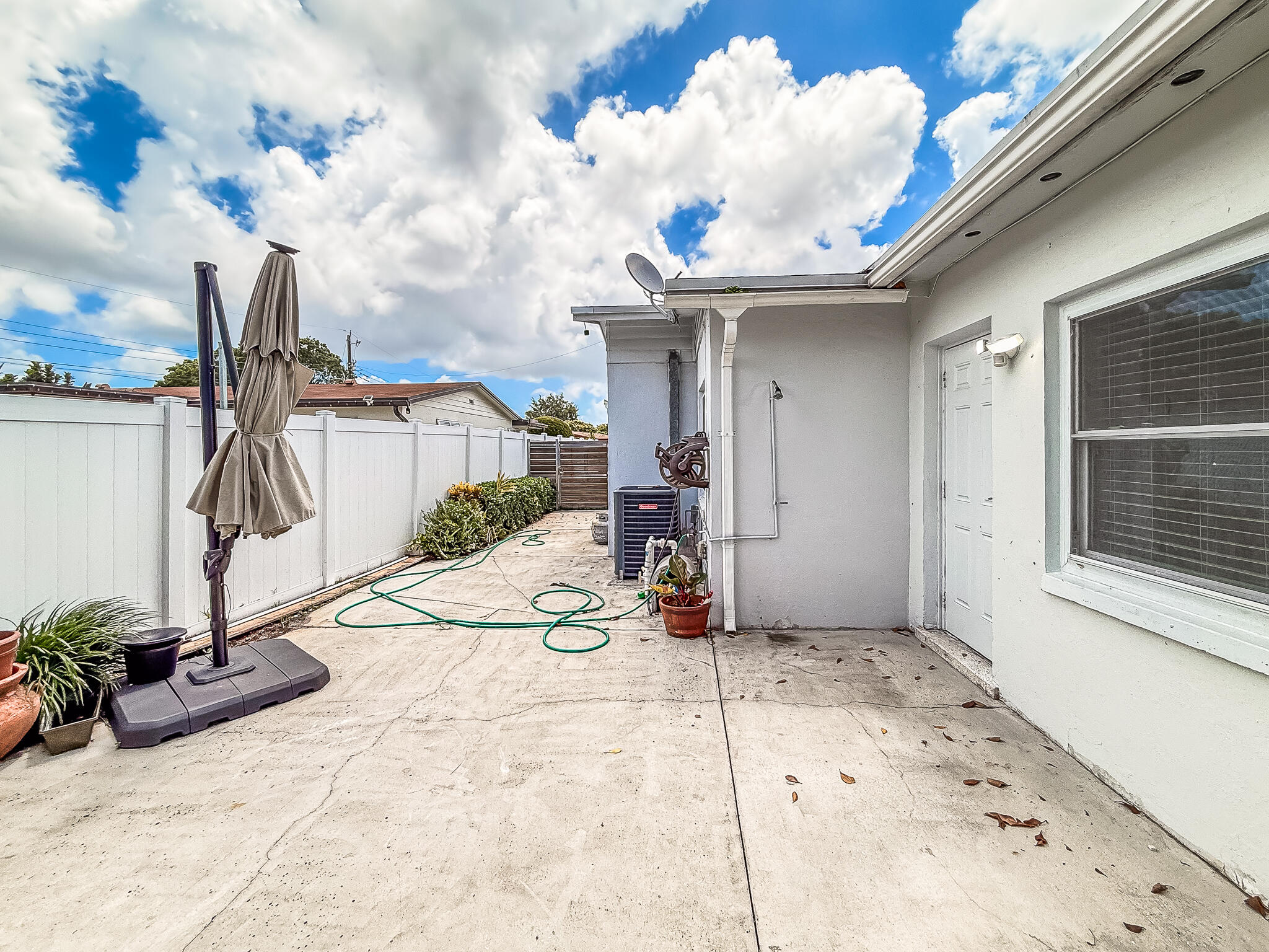 BOULEVARD HEIGHTS SEC 14 REPLAT - Residential Lease