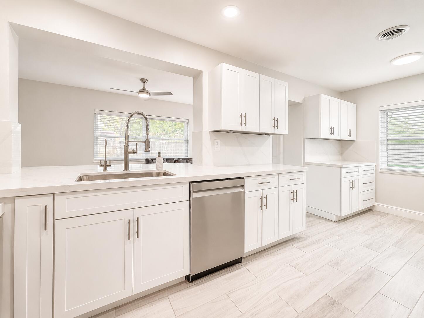 BOULEVARD HEIGHTS SEC 14 REPLAT - Residential Lease