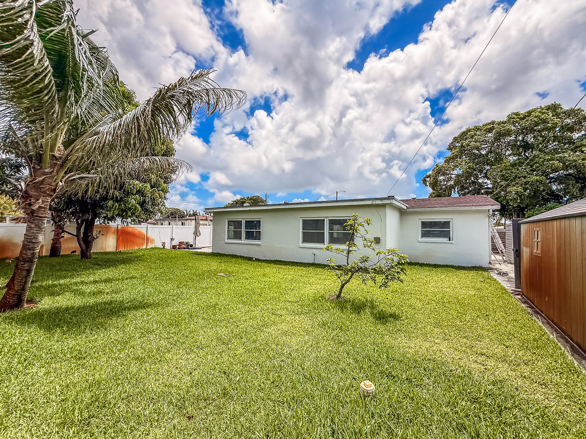 BOULEVARD HEIGHTS SEC 14 REPLAT - Residential Lease