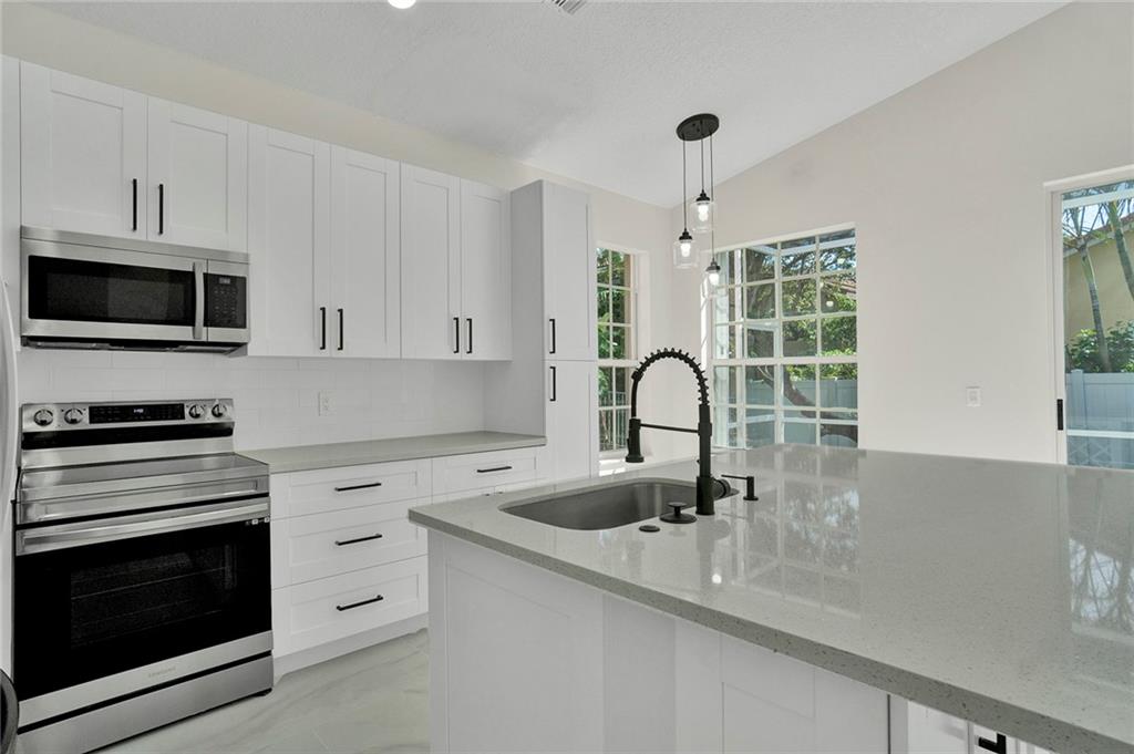 Wyndham Lakes North 158-2 - Residential
