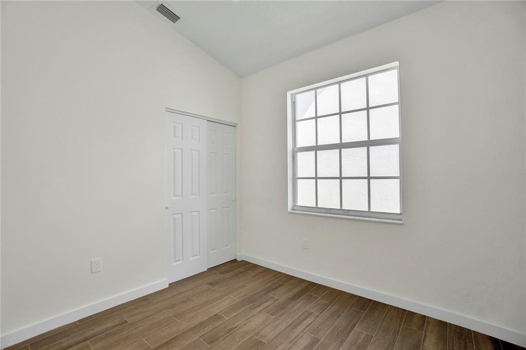 Wyndham Lakes North 158-2 - Residential