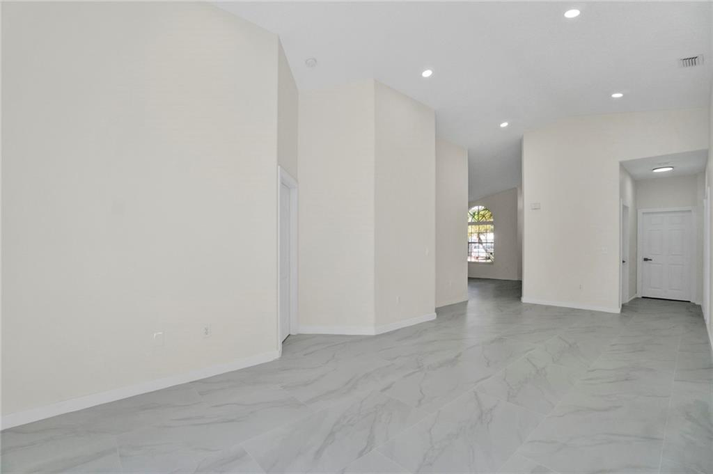 Wyndham Lakes North 158-2 - Residential