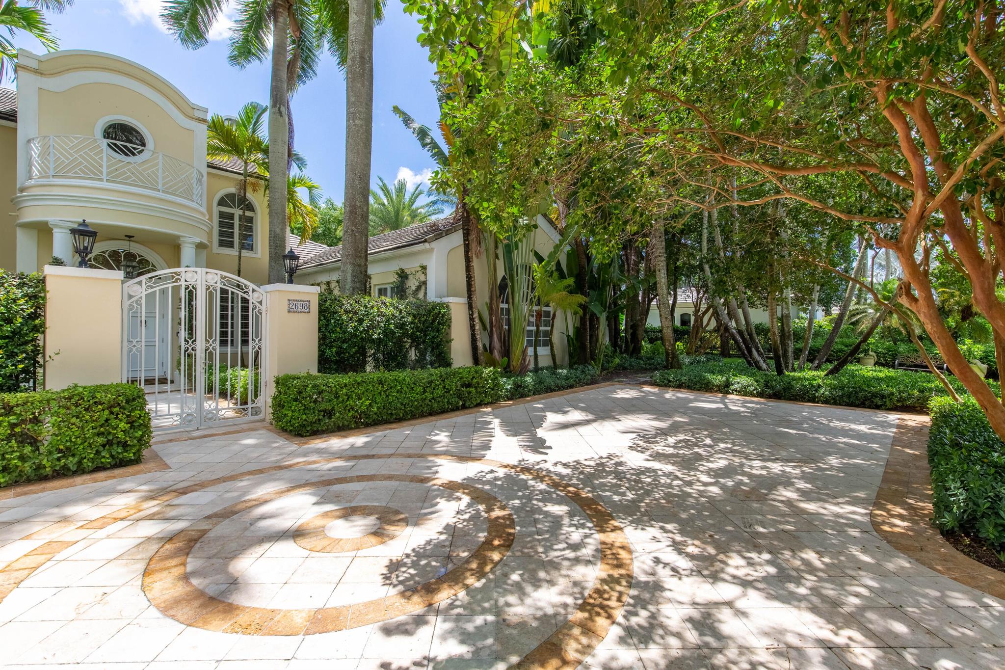 KENSINGTON - Residential