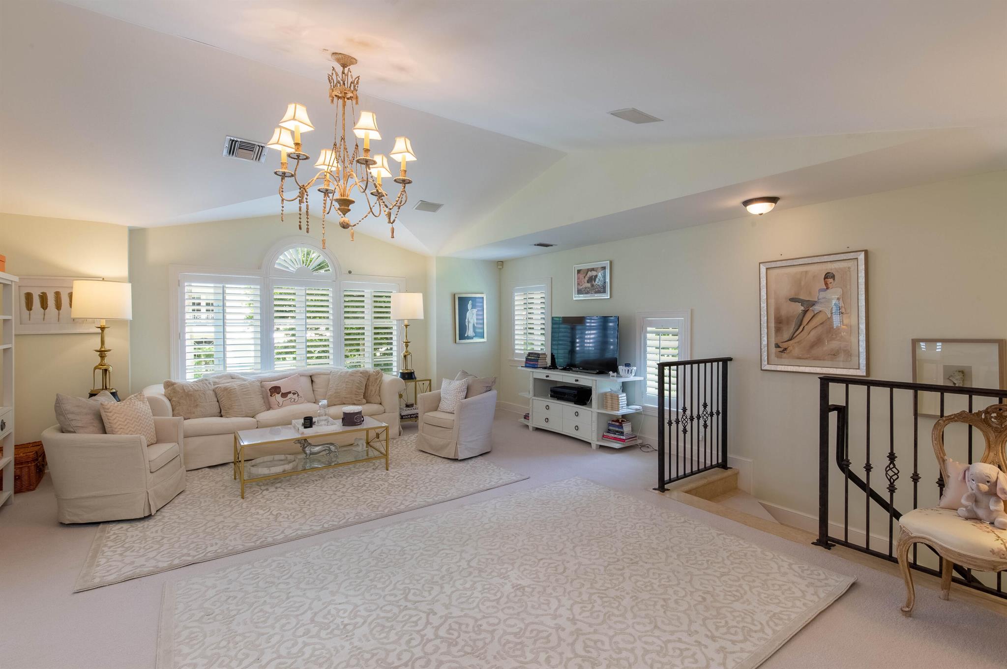 KENSINGTON - Residential