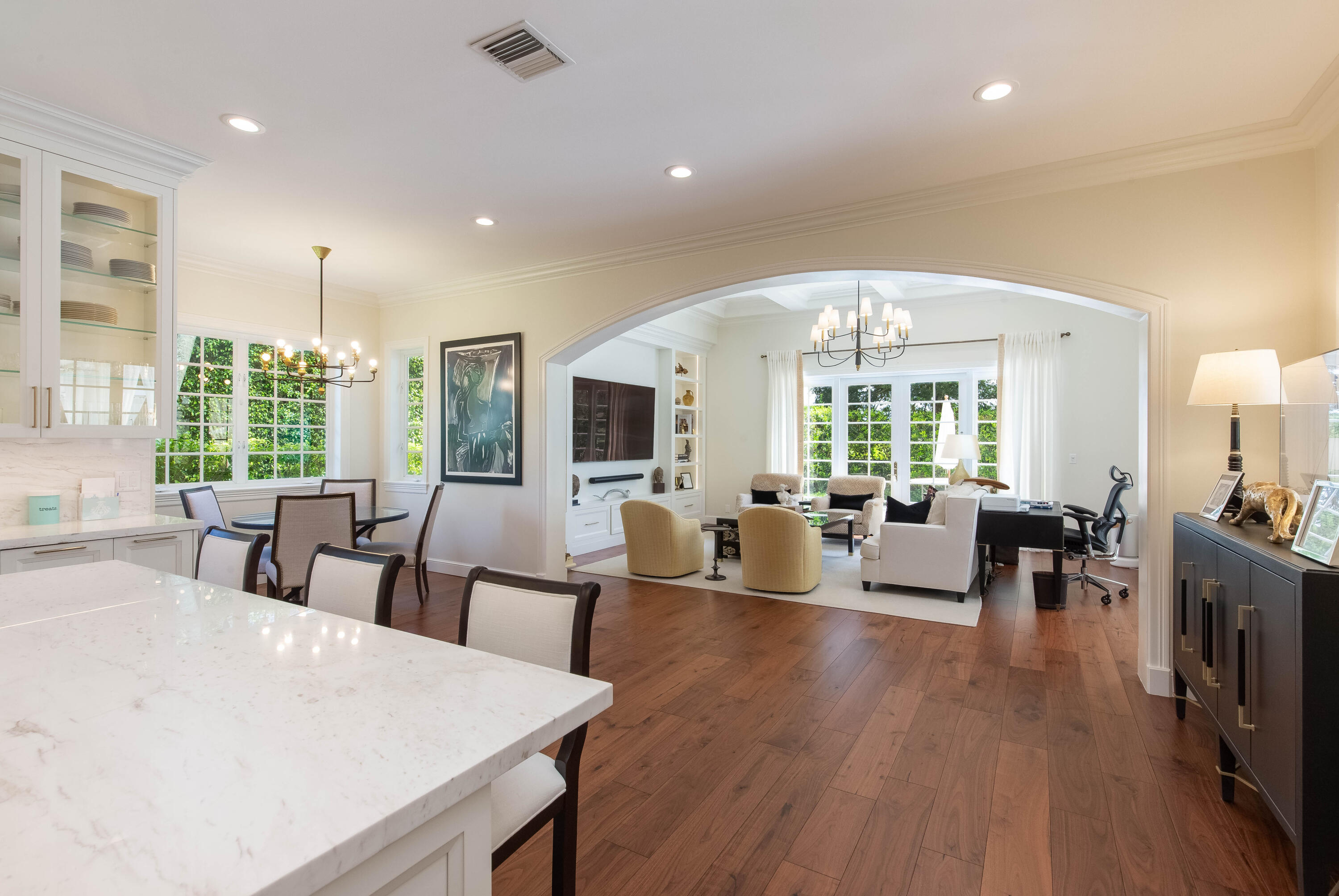 KENSINGTON - Residential