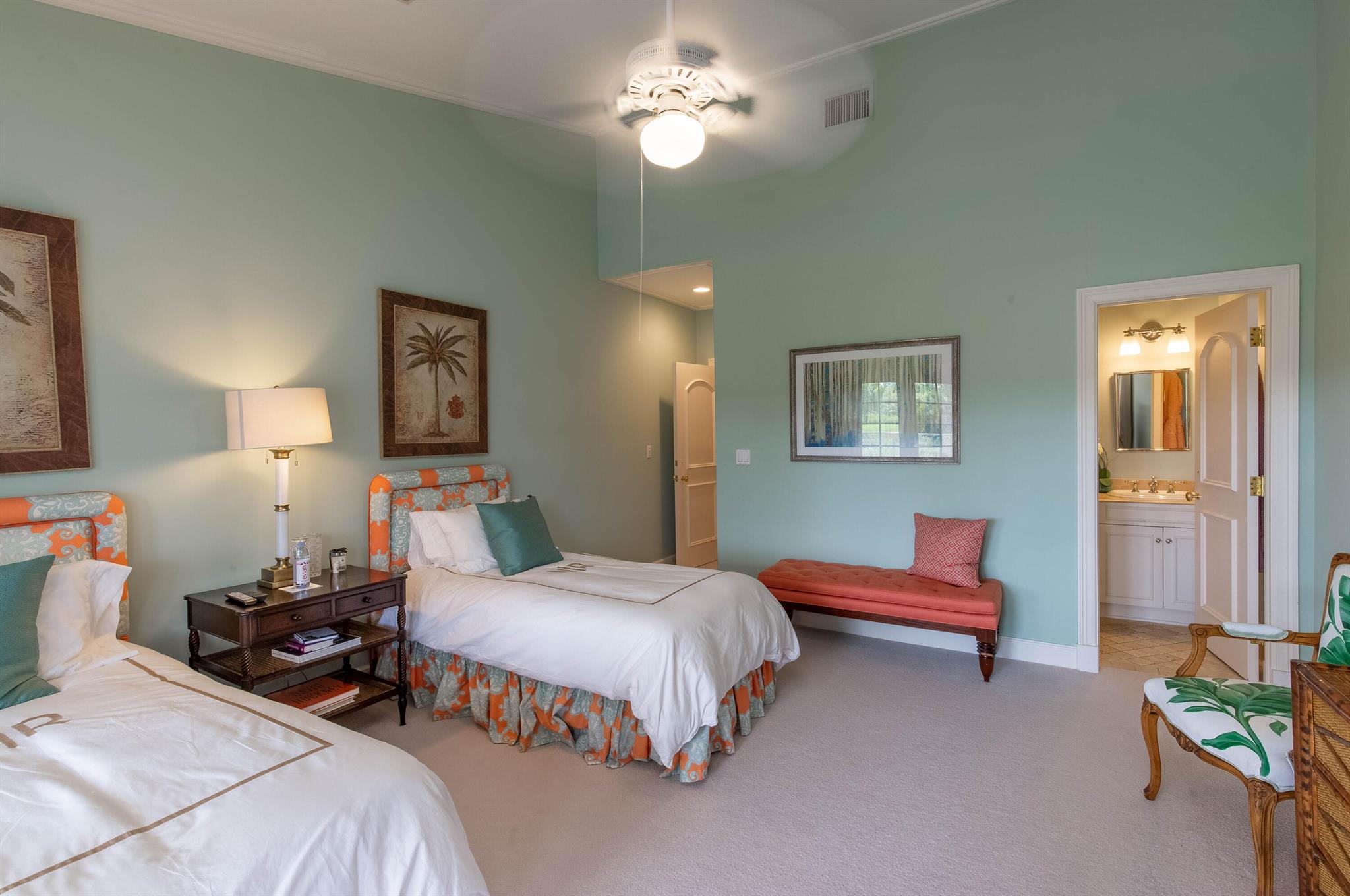 KENSINGTON - Residential