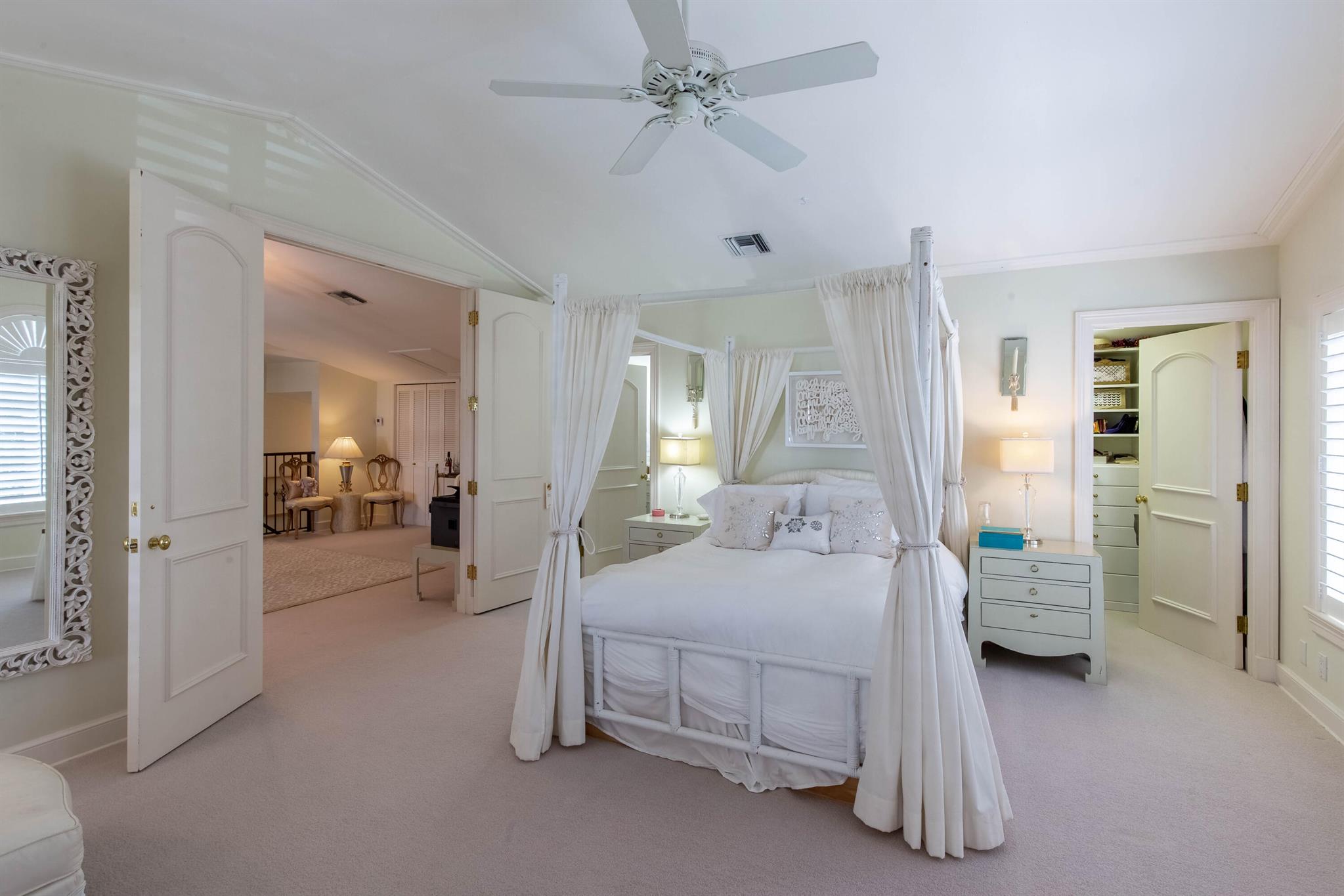 KENSINGTON - Residential