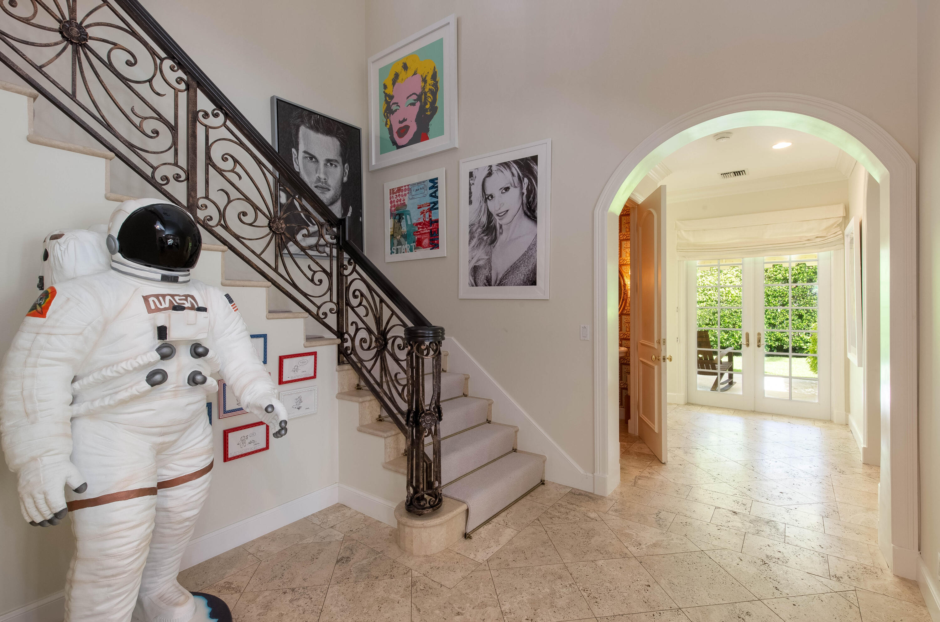 KENSINGTON - Residential