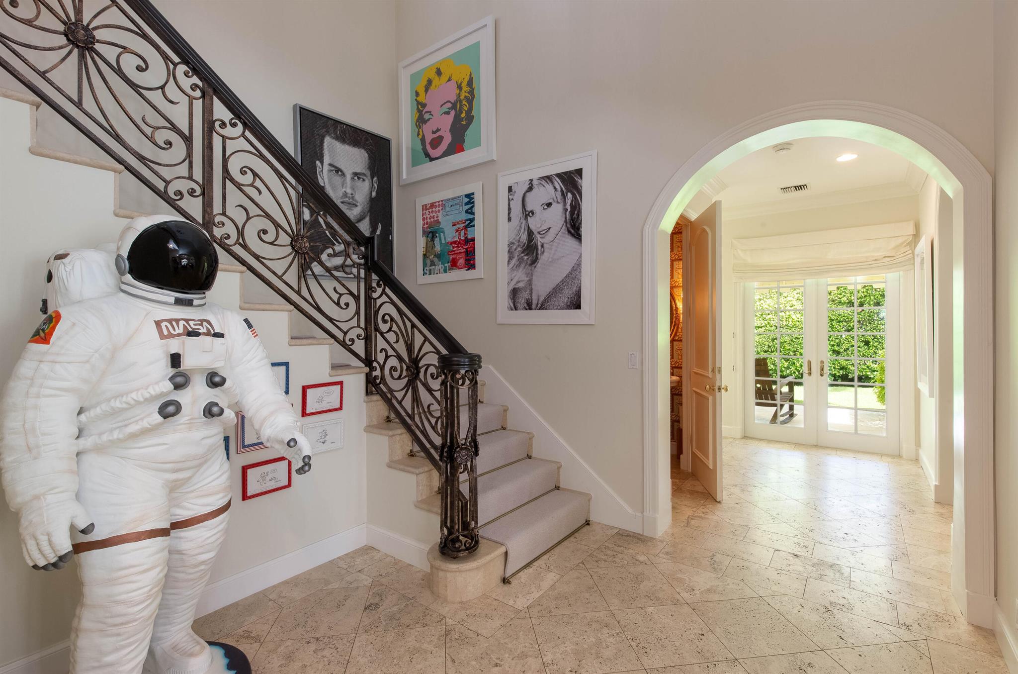 KENSINGTON - Residential