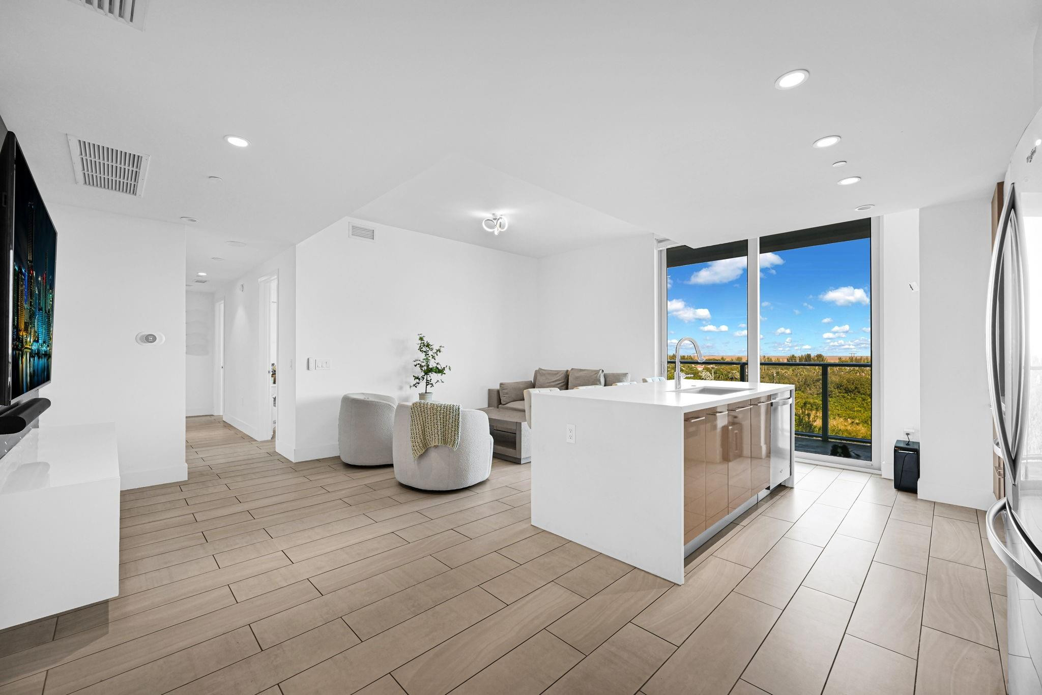 Metropica North Tower One - Residential