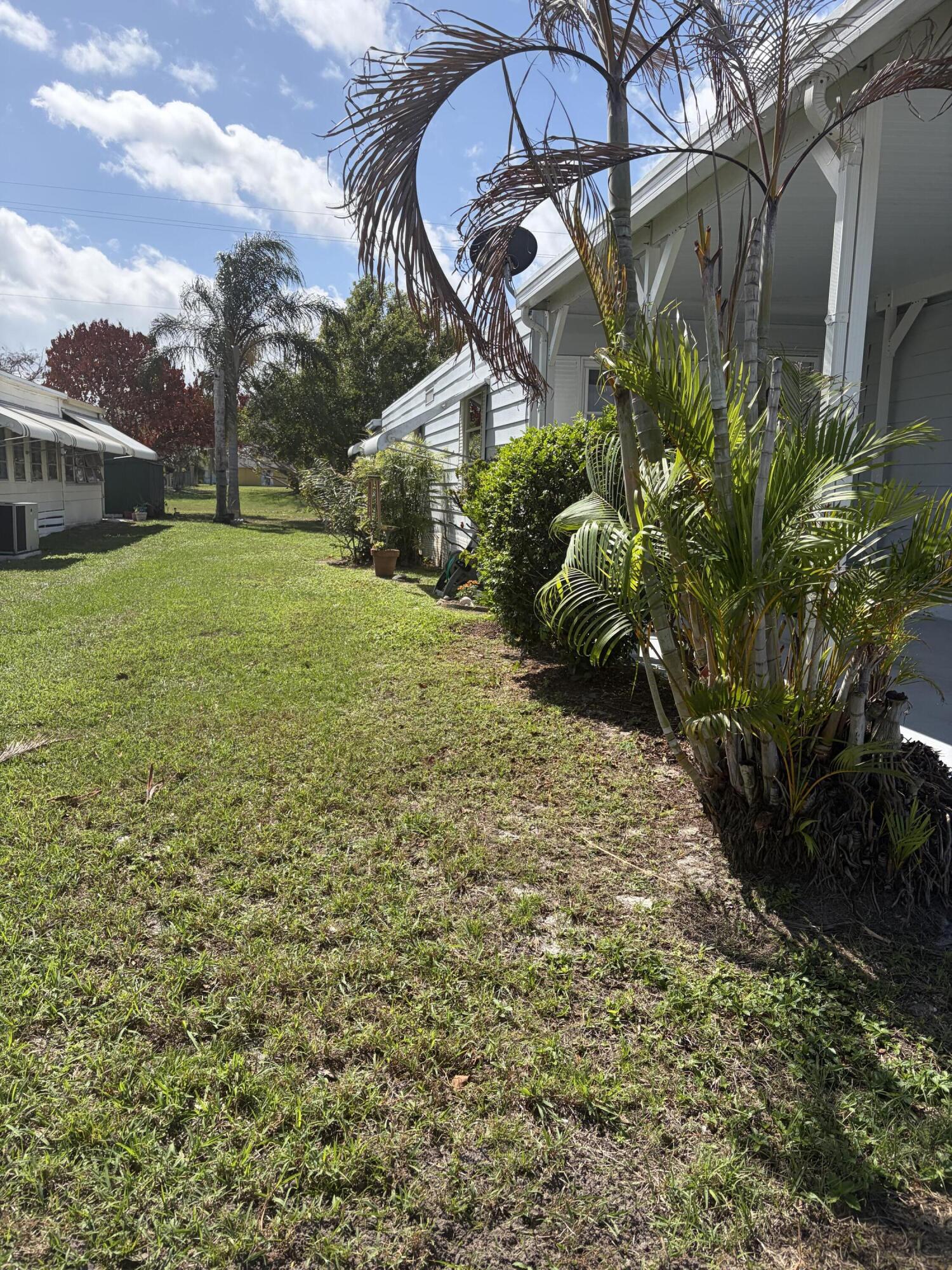 Spanish lakes golf village - Residential