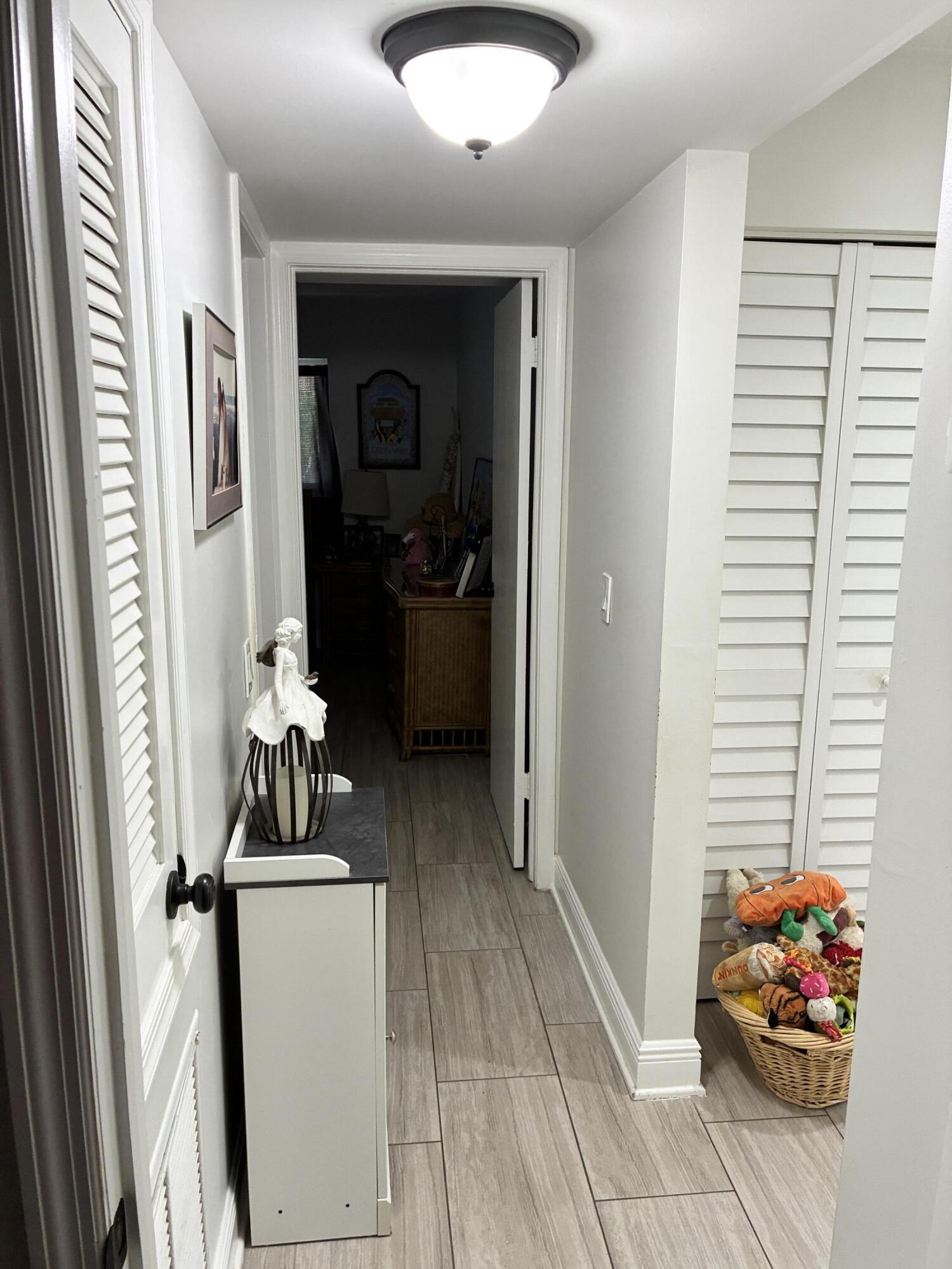 PALM-AIRE VILLAGE  W 2ND SEC - Residential