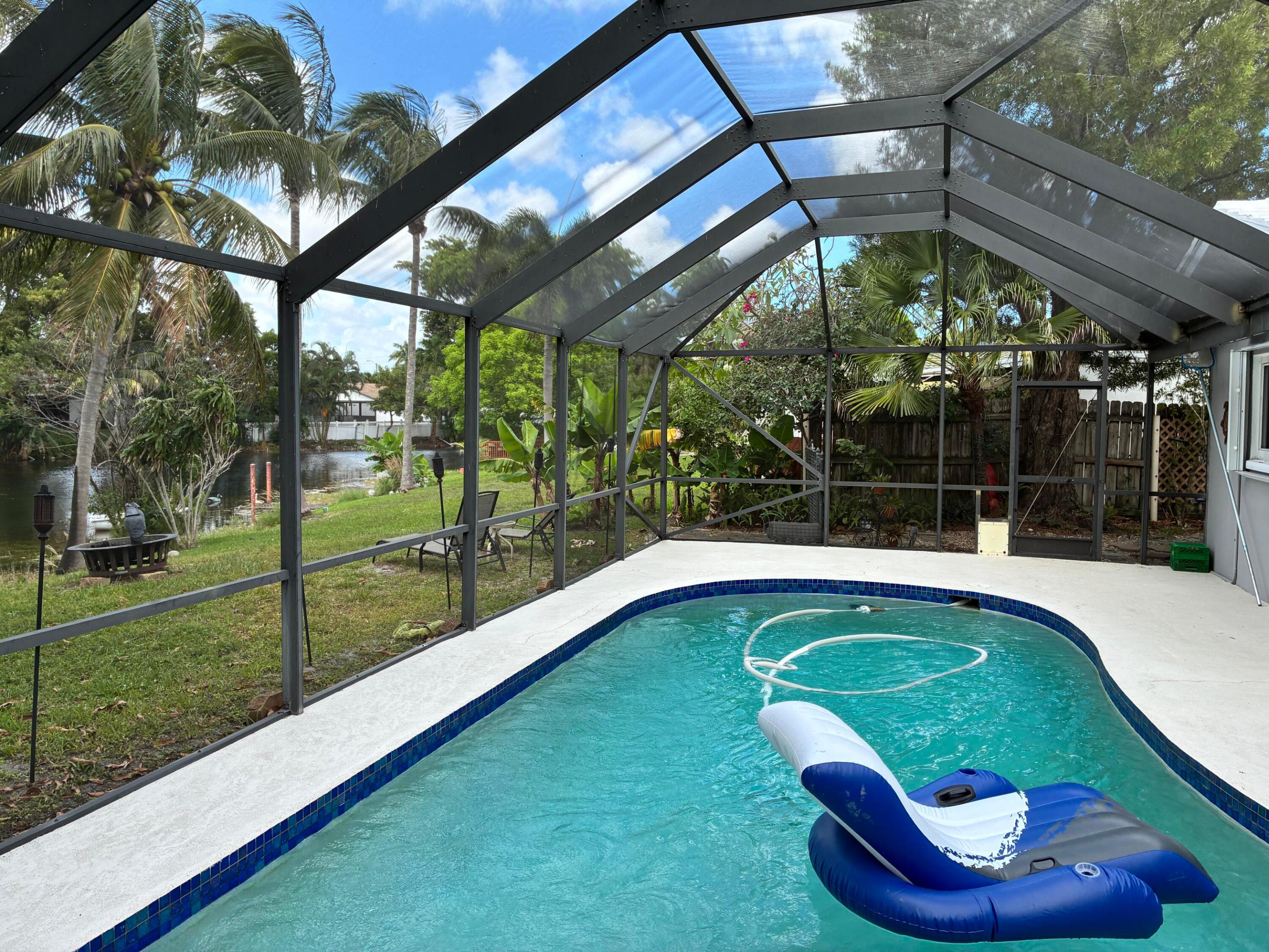 PALM-AIRE VILLAGE  W 2ND SEC - Residential