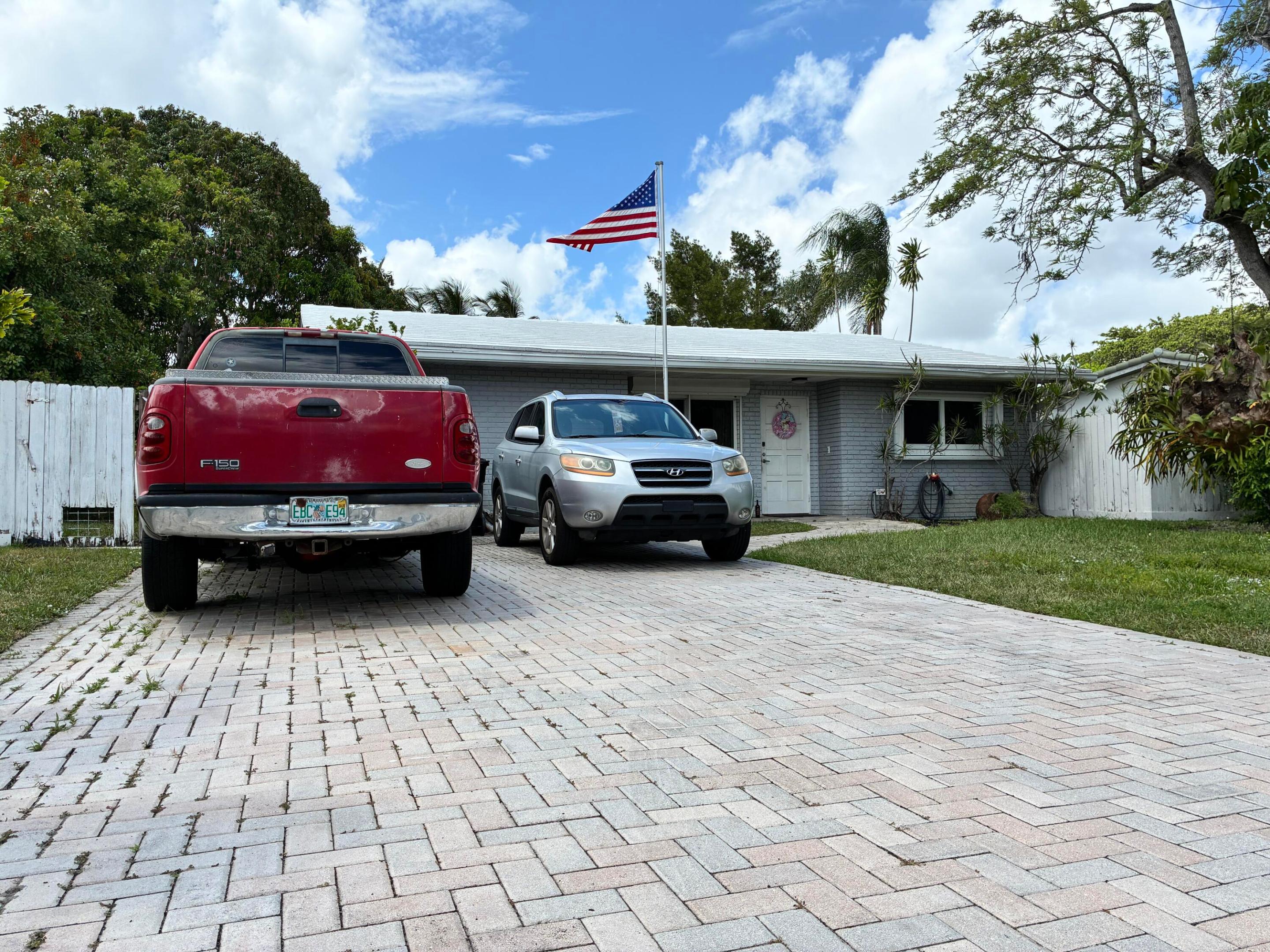 PALM-AIRE VILLAGE  W 2ND SEC - Residential
