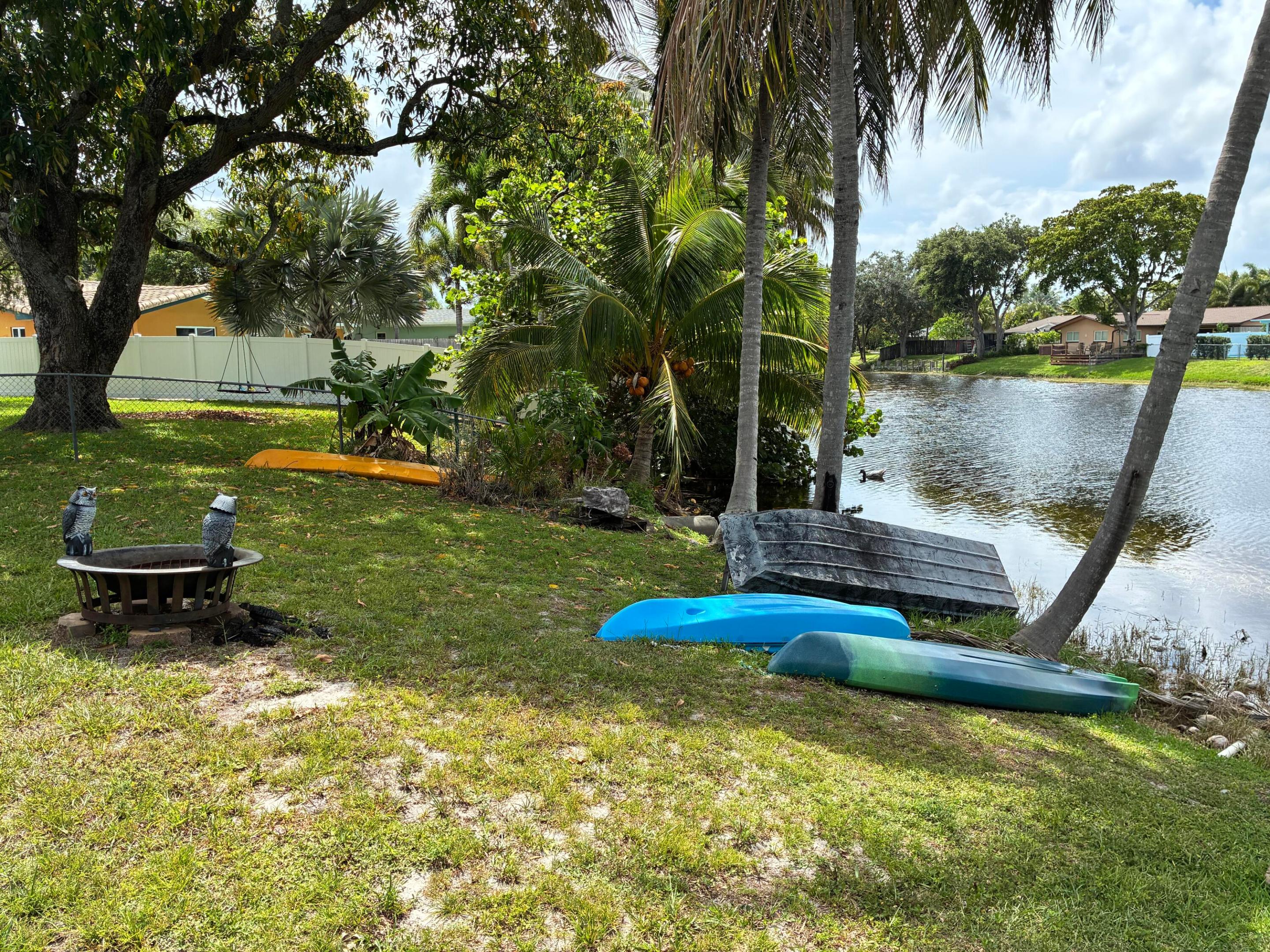 PALM-AIRE VILLAGE  W 2ND SEC - Residential