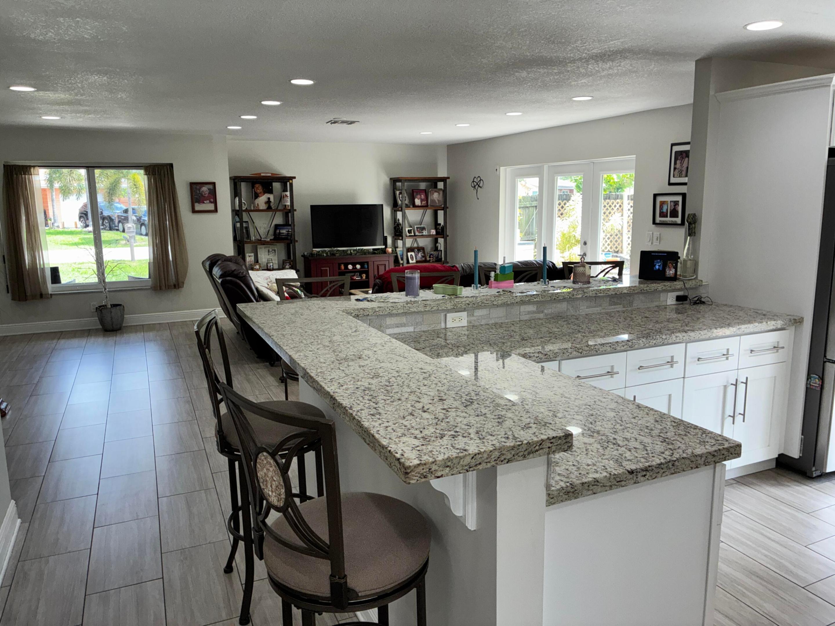 PALM-AIRE VILLAGE  W 2ND SEC - Residential