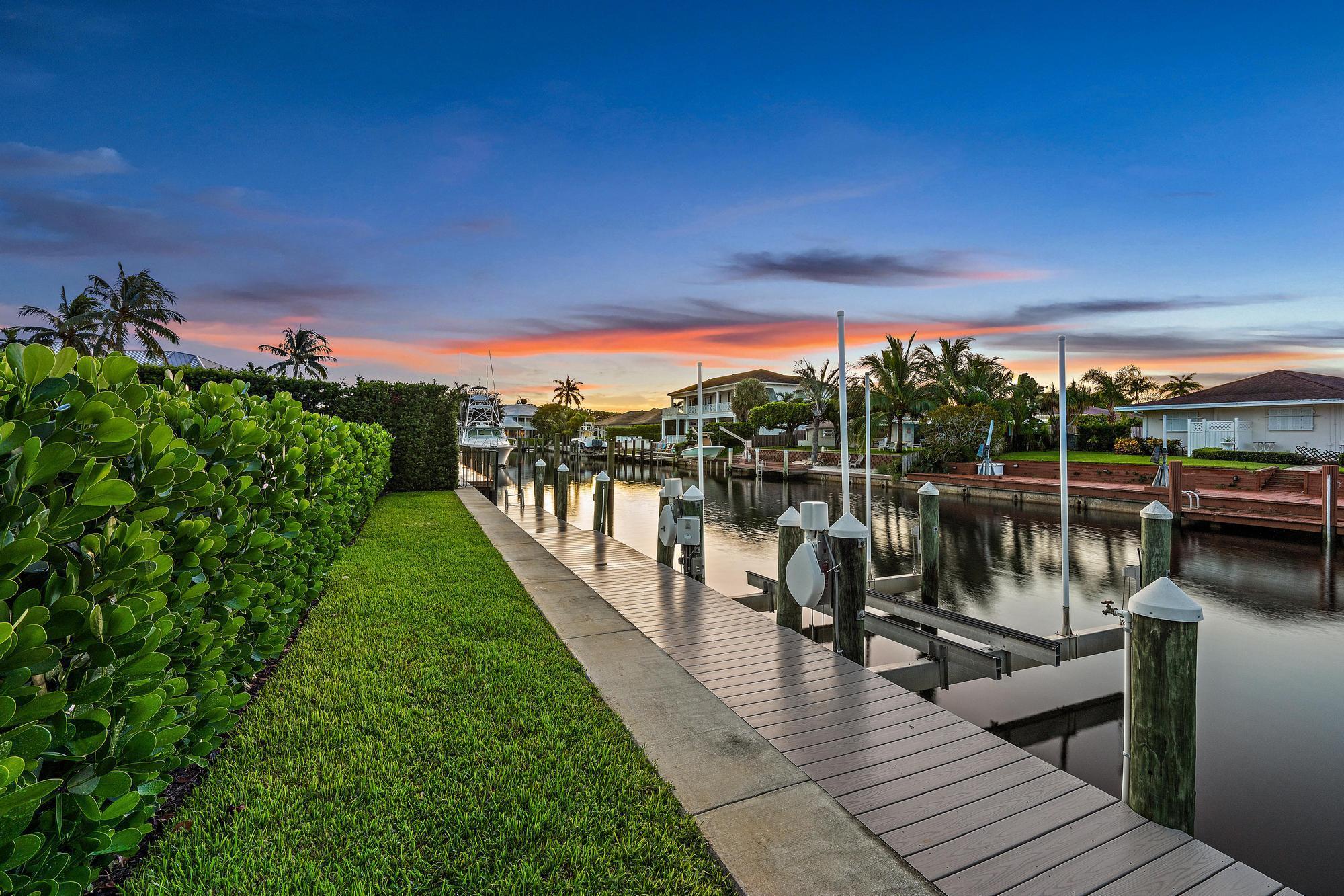 GOLF COURSE ADD TO VILLAGE OF NORTH PALM BEACH - Residential