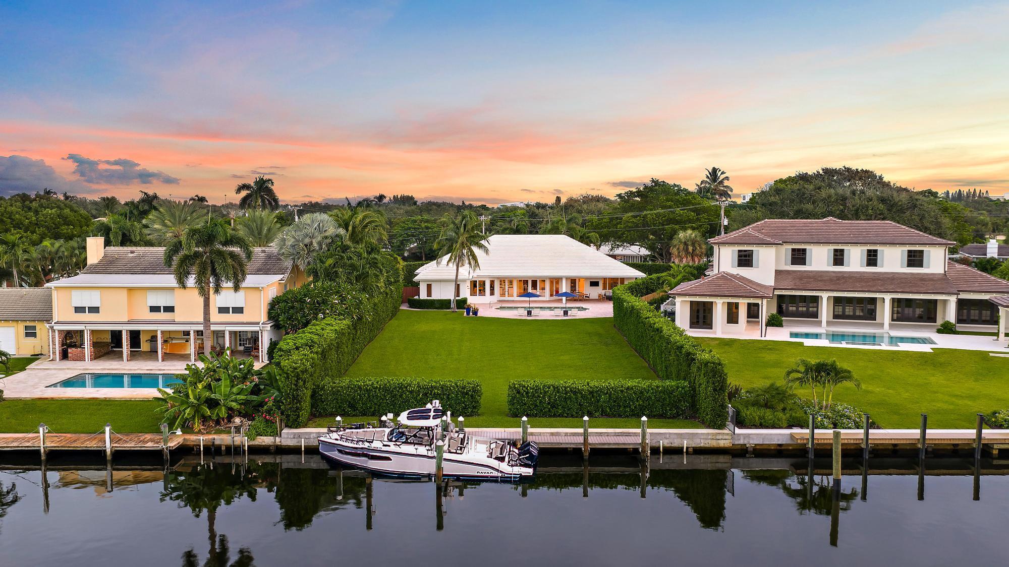 GOLF COURSE ADD TO VILLAGE OF NORTH PALM BEACH - Residential