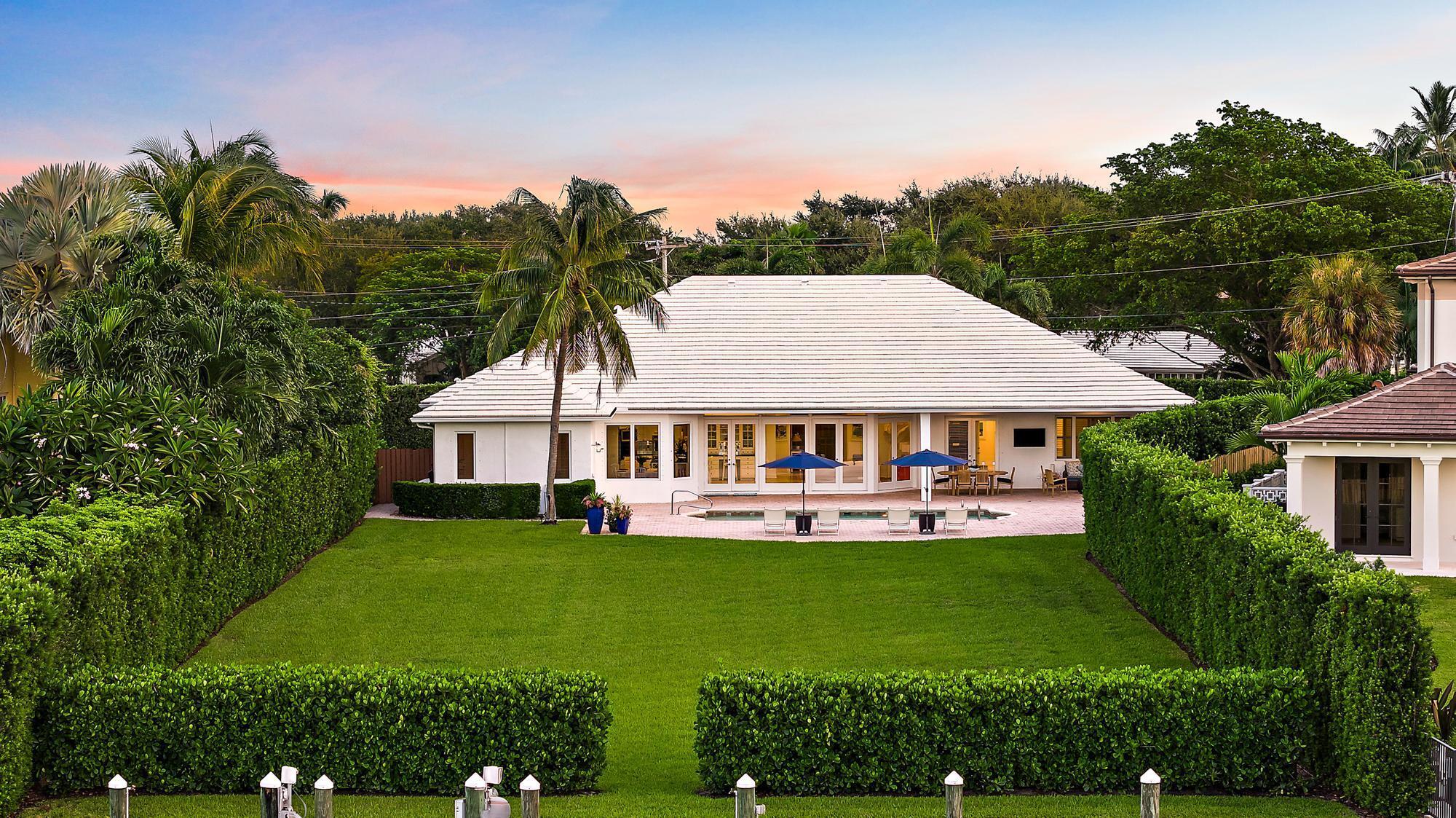 GOLF COURSE ADD TO VILLAGE OF NORTH PALM BEACH - Residential