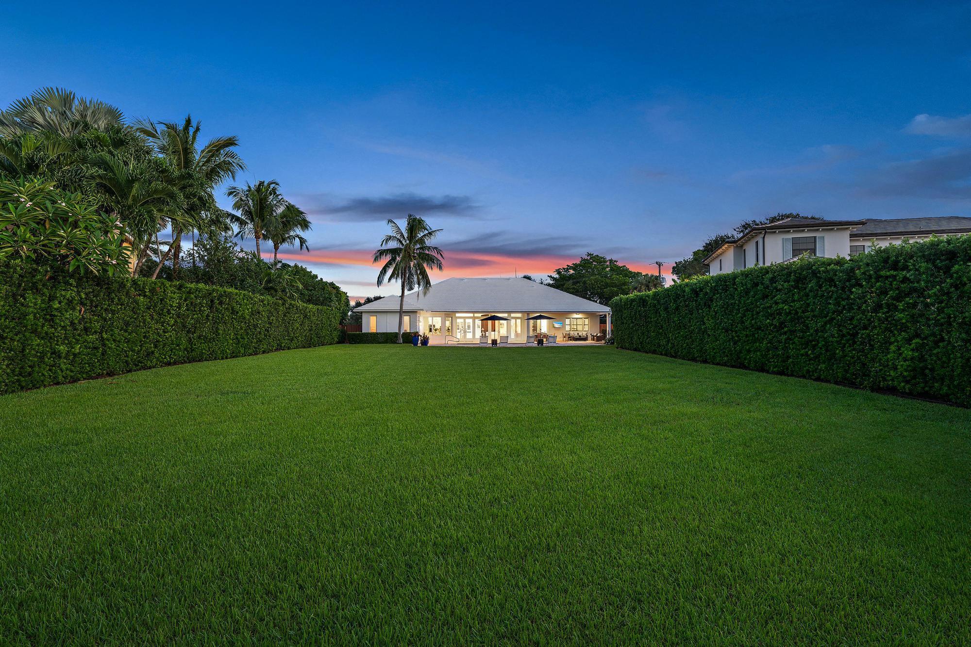 GOLF COURSE ADD TO VILLAGE OF NORTH PALM BEACH - Residential