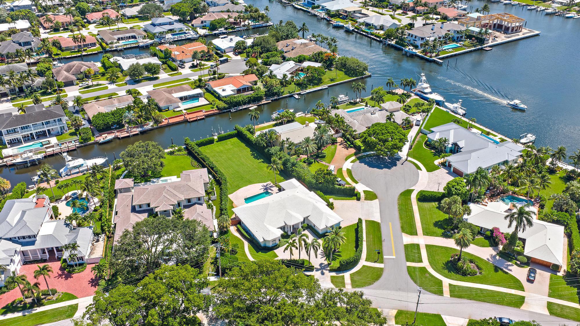GOLF COURSE ADD TO VILLAGE OF NORTH PALM BEACH - Residential